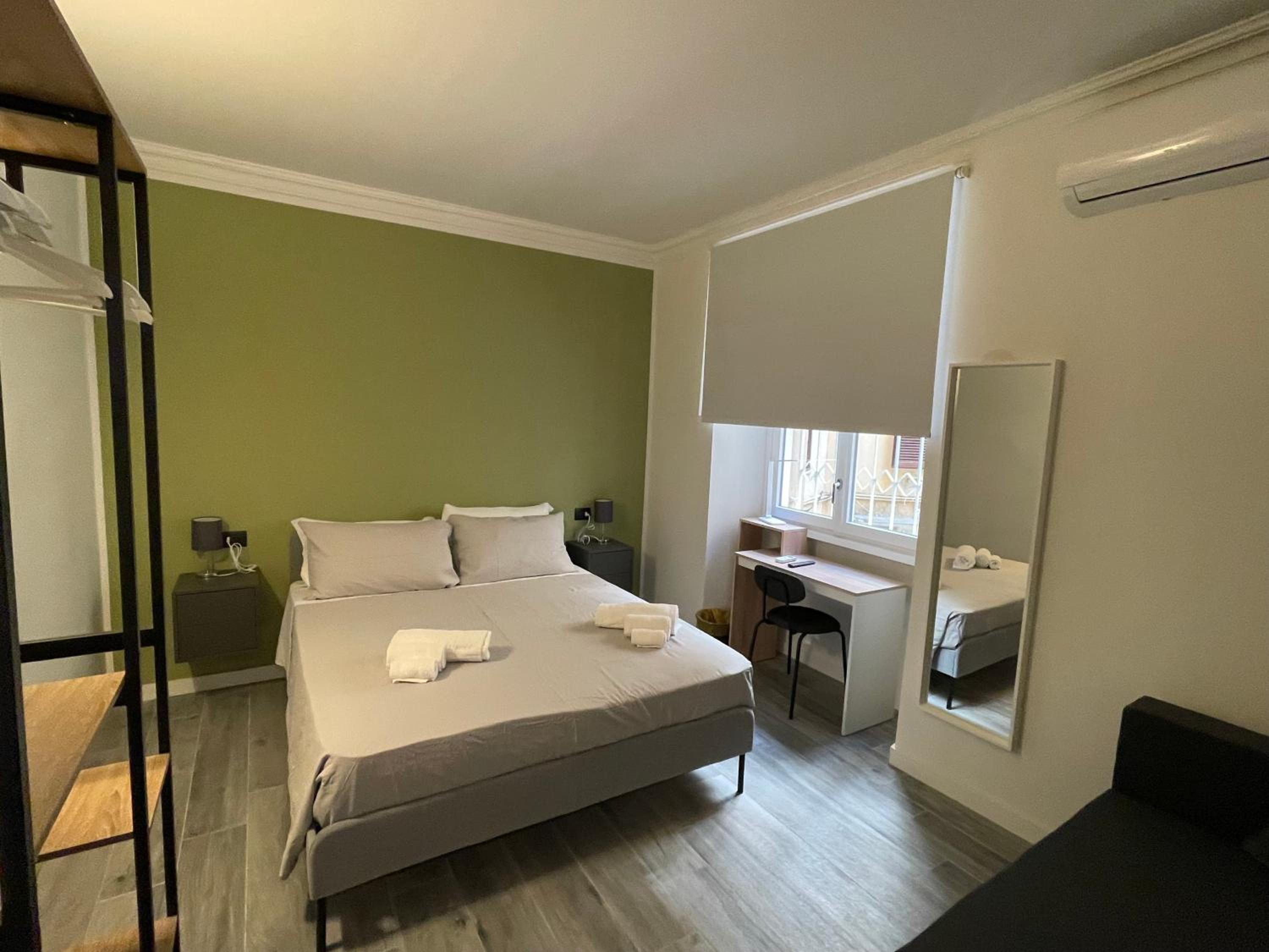 Triple Room with Private Bathroom photo 1