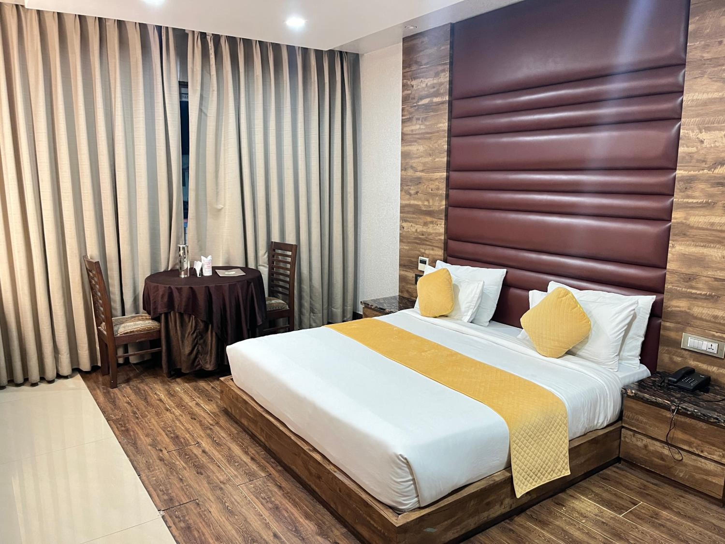 Budget Double Room photo 1