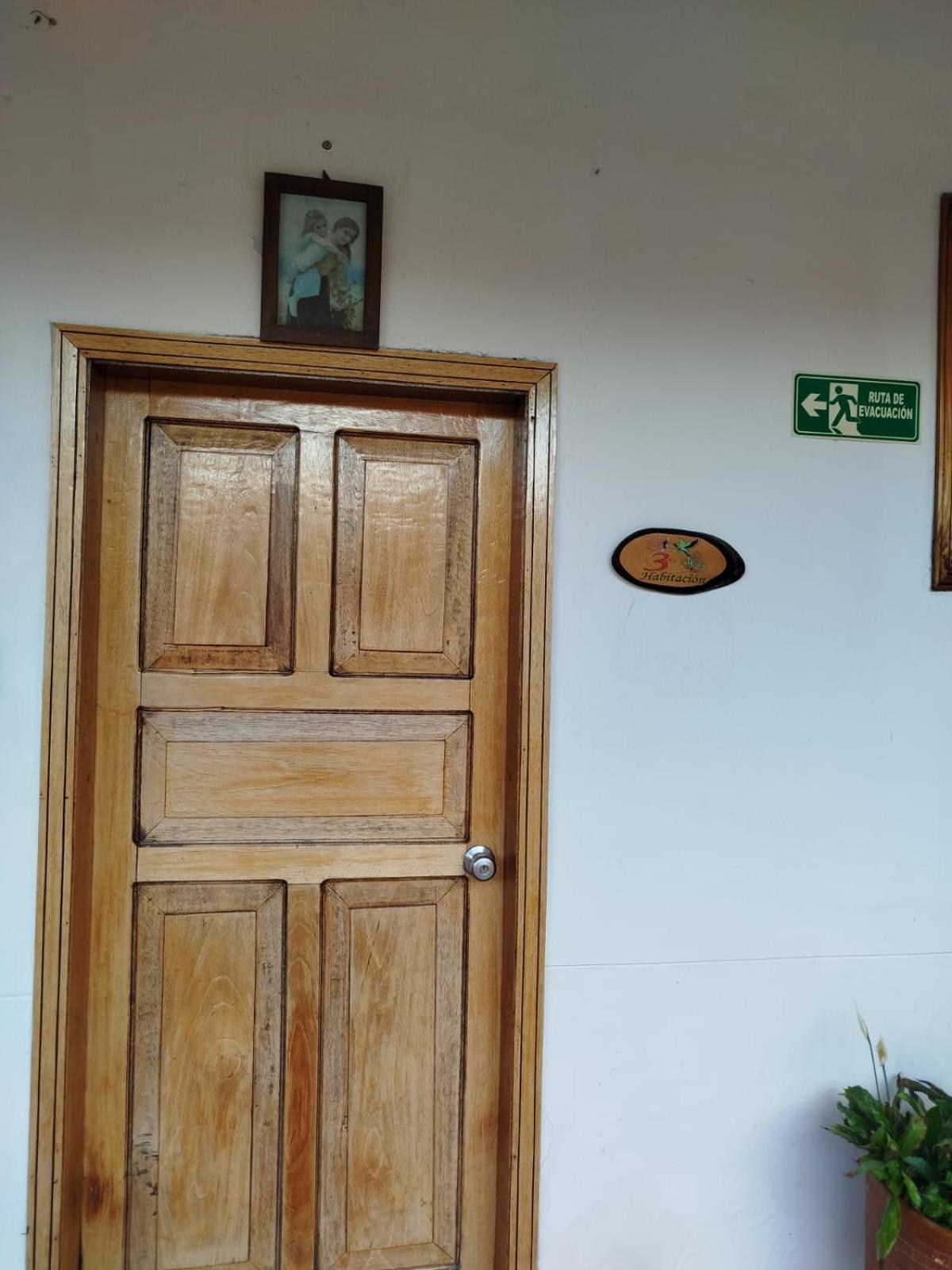 Triple Room with Private Bathroom photo 3