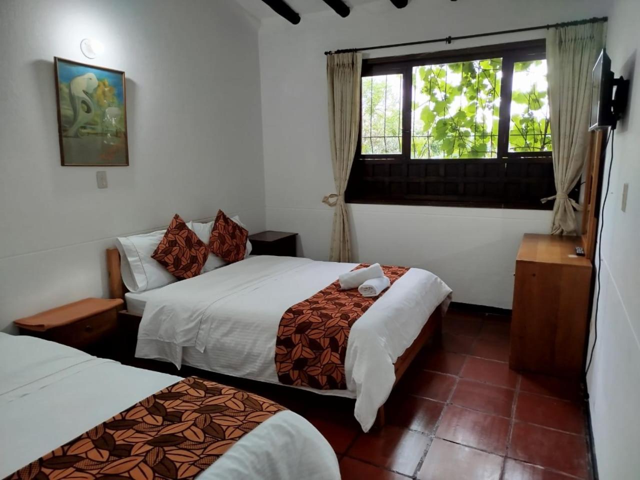 Twin Room with Private Bathroom
