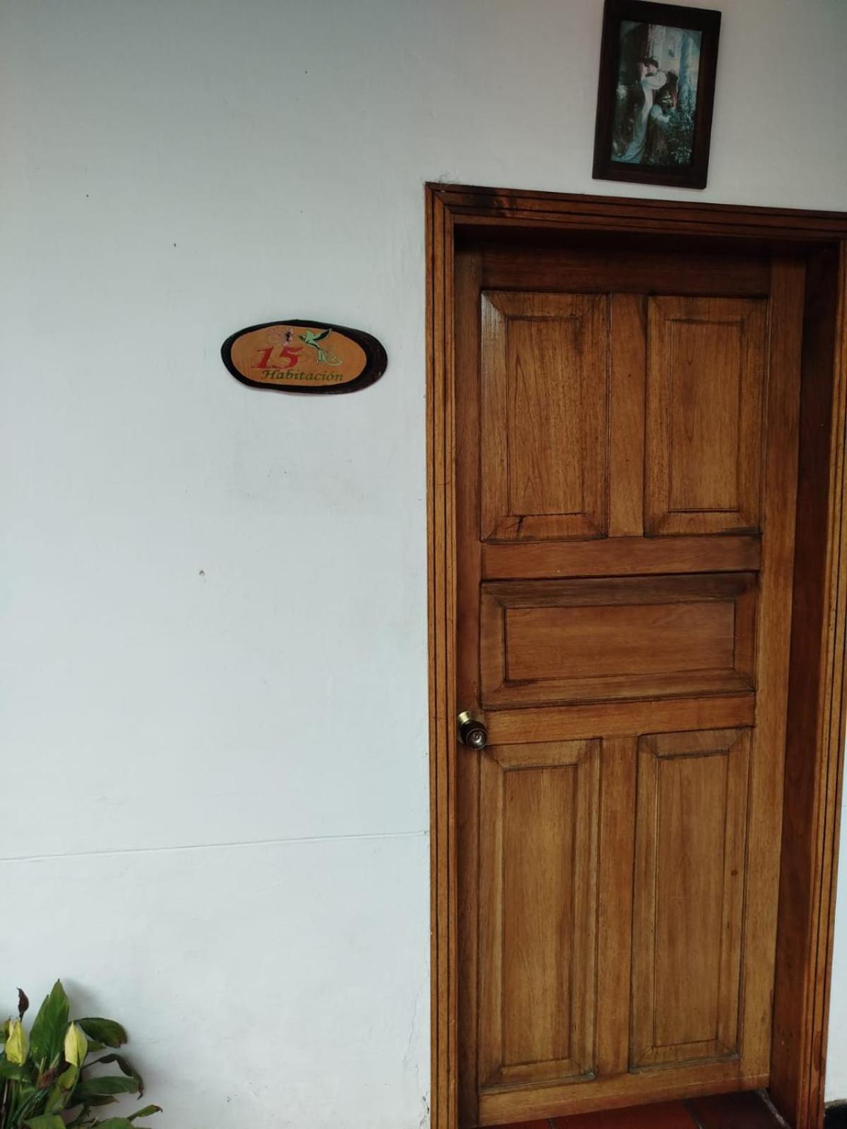 Double Room with Private Bathroom photo 3