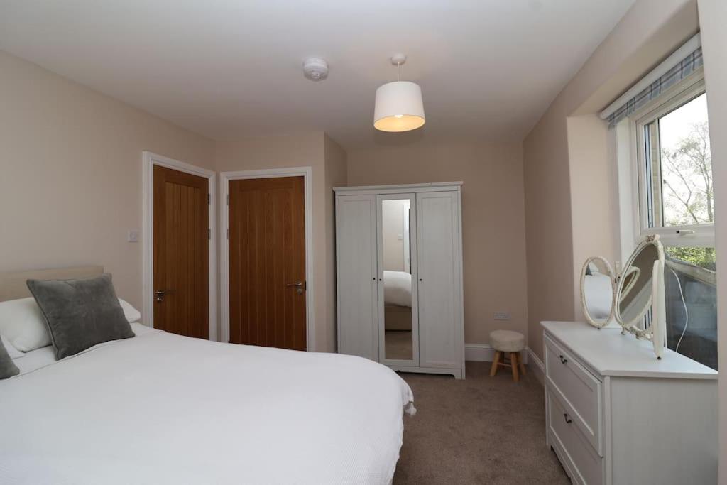 Seven-Bedroom House photo 1