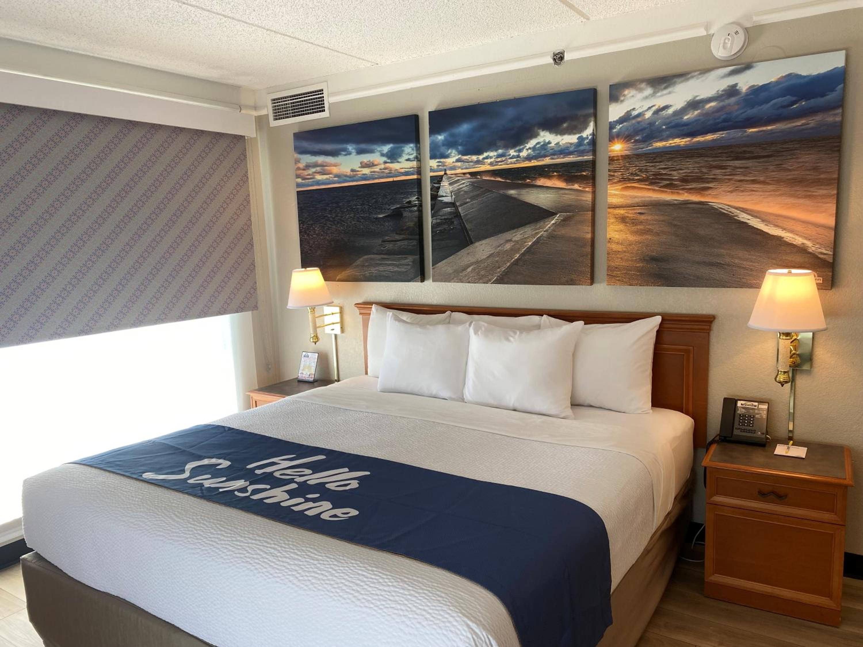 King Room - Non-Smoking - Photo 4