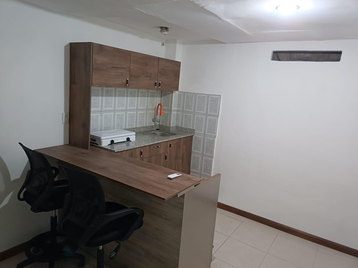 One-Bedroom Apartment photo 1