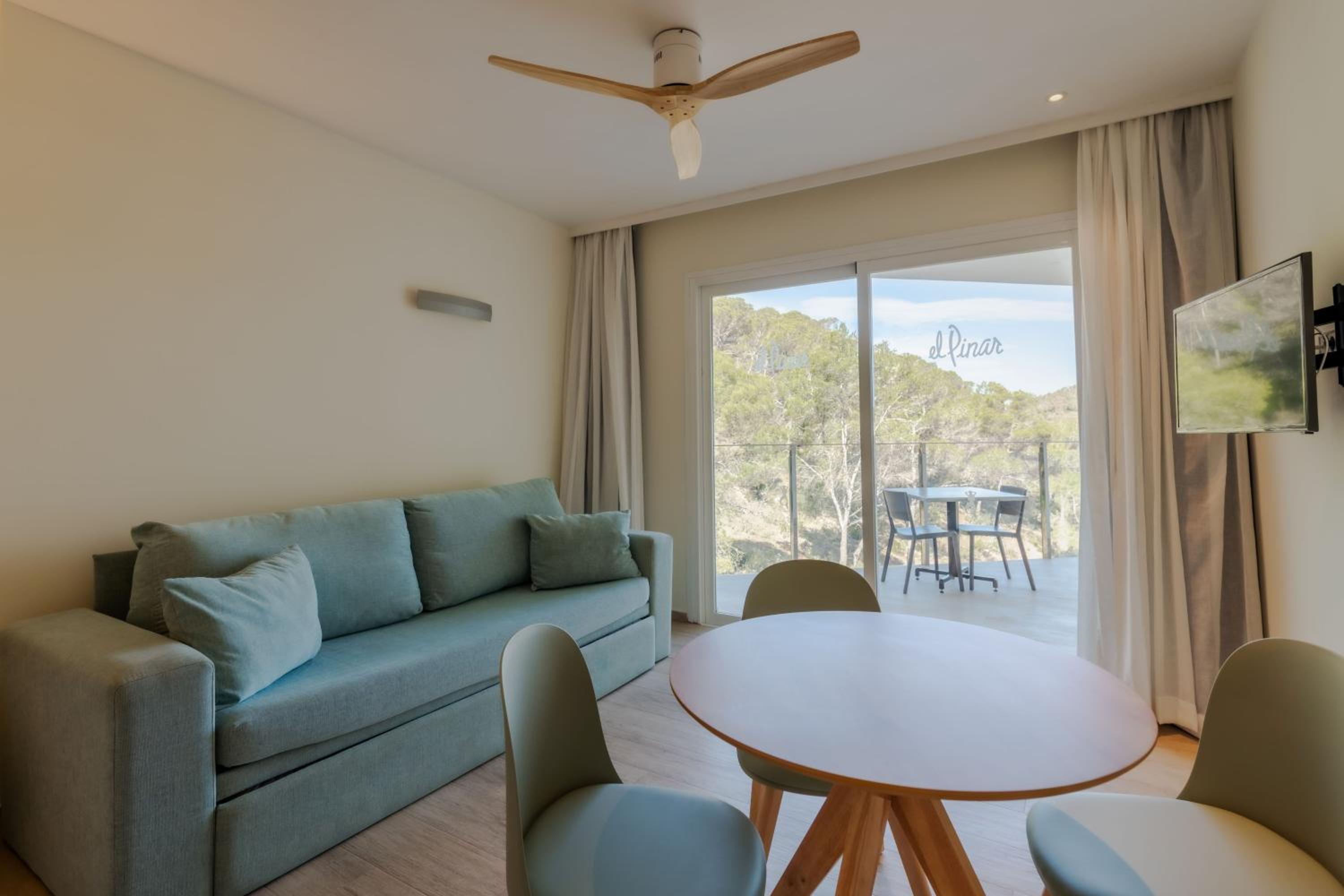 Estudio con terraza