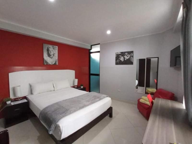 Queen Room