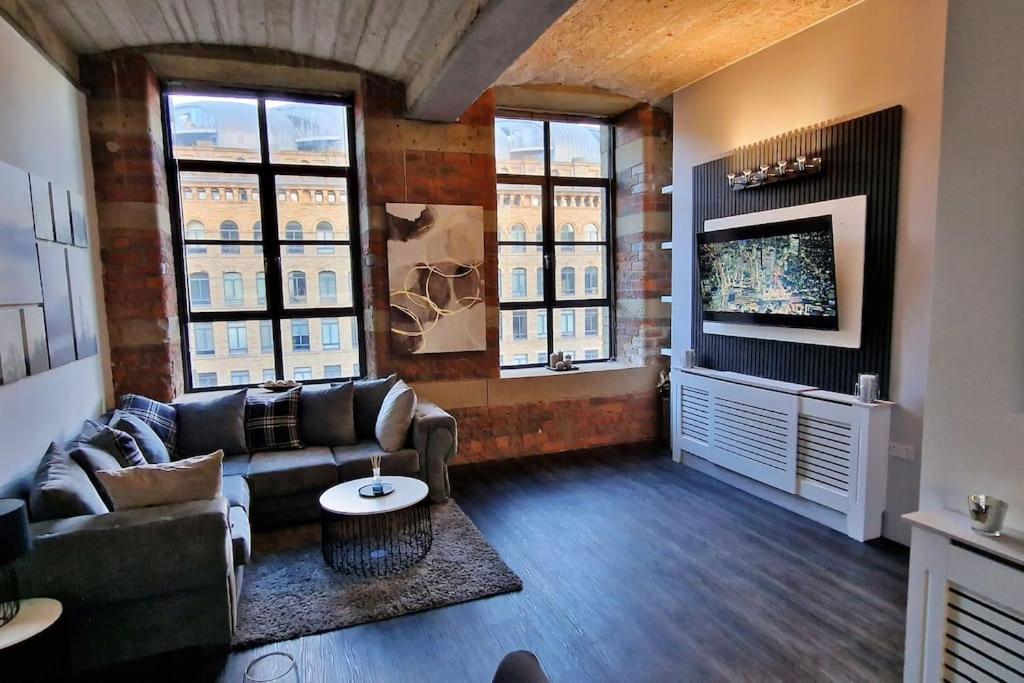 One-Bedroom Premium Apartment photo 1