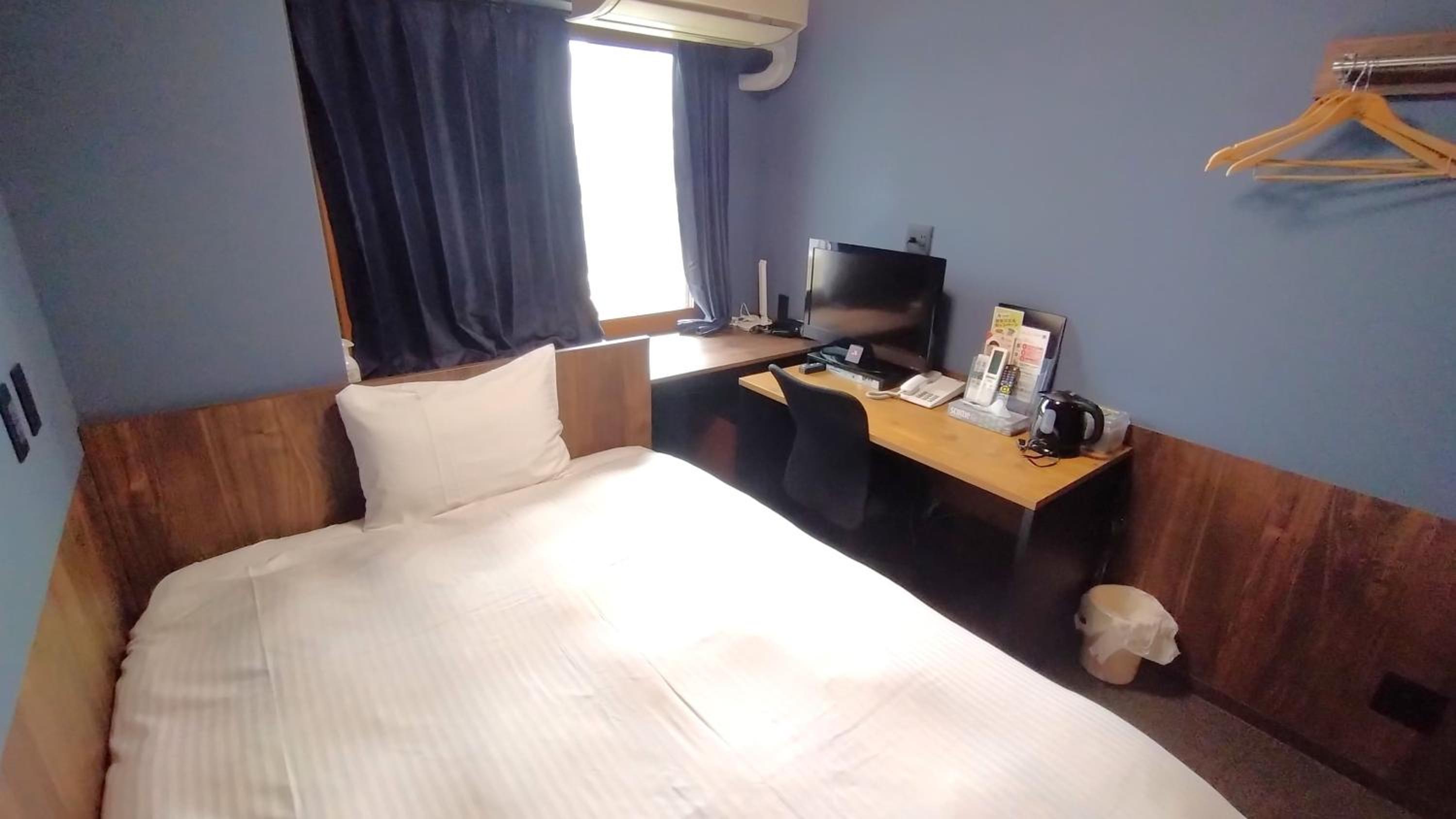 Moderate Double Room - Non-Smoking  - Photo 5