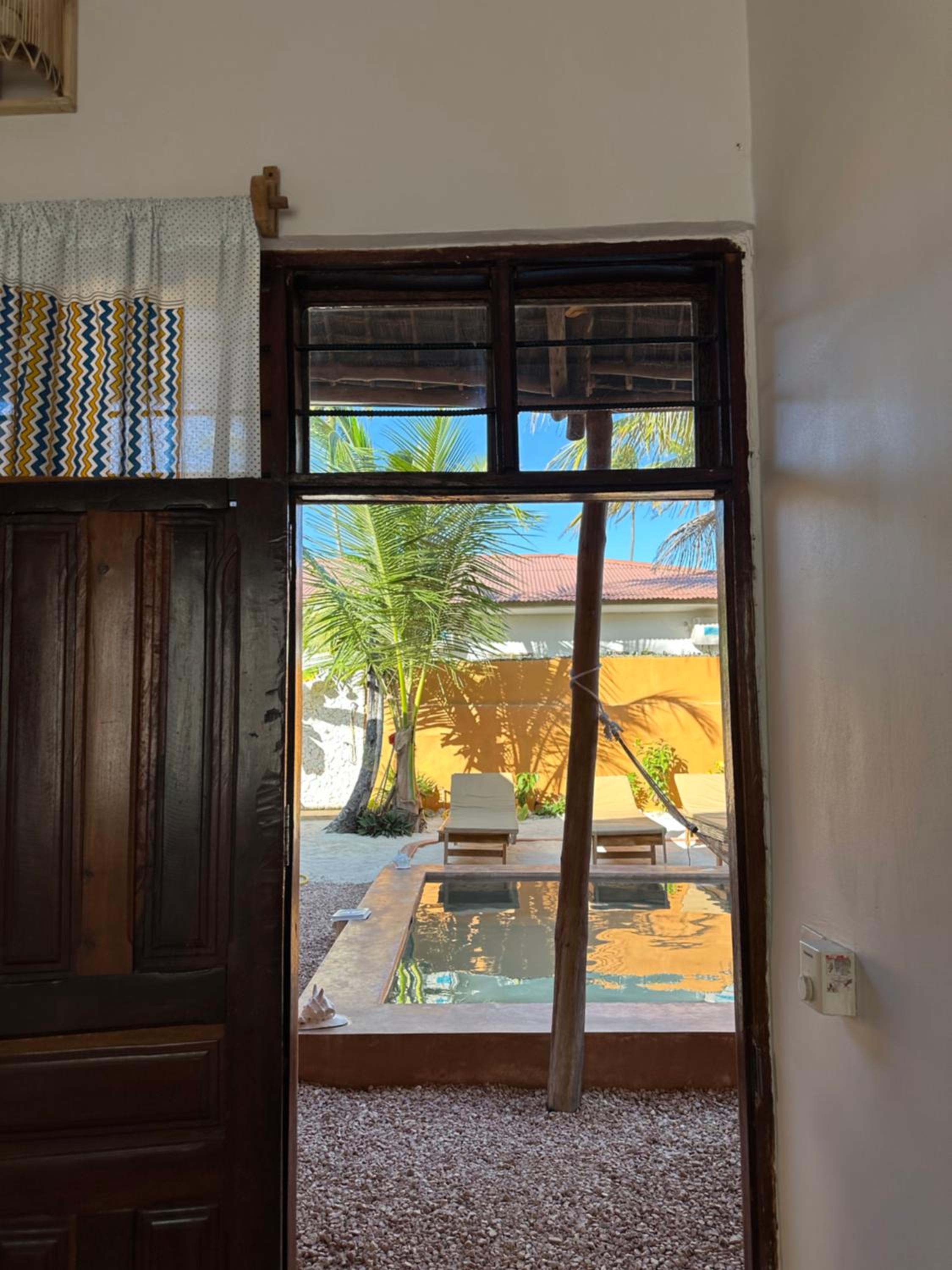 Queen Room with Pool View
