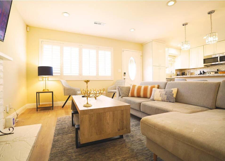 Three-Bedroom Villa photo 1