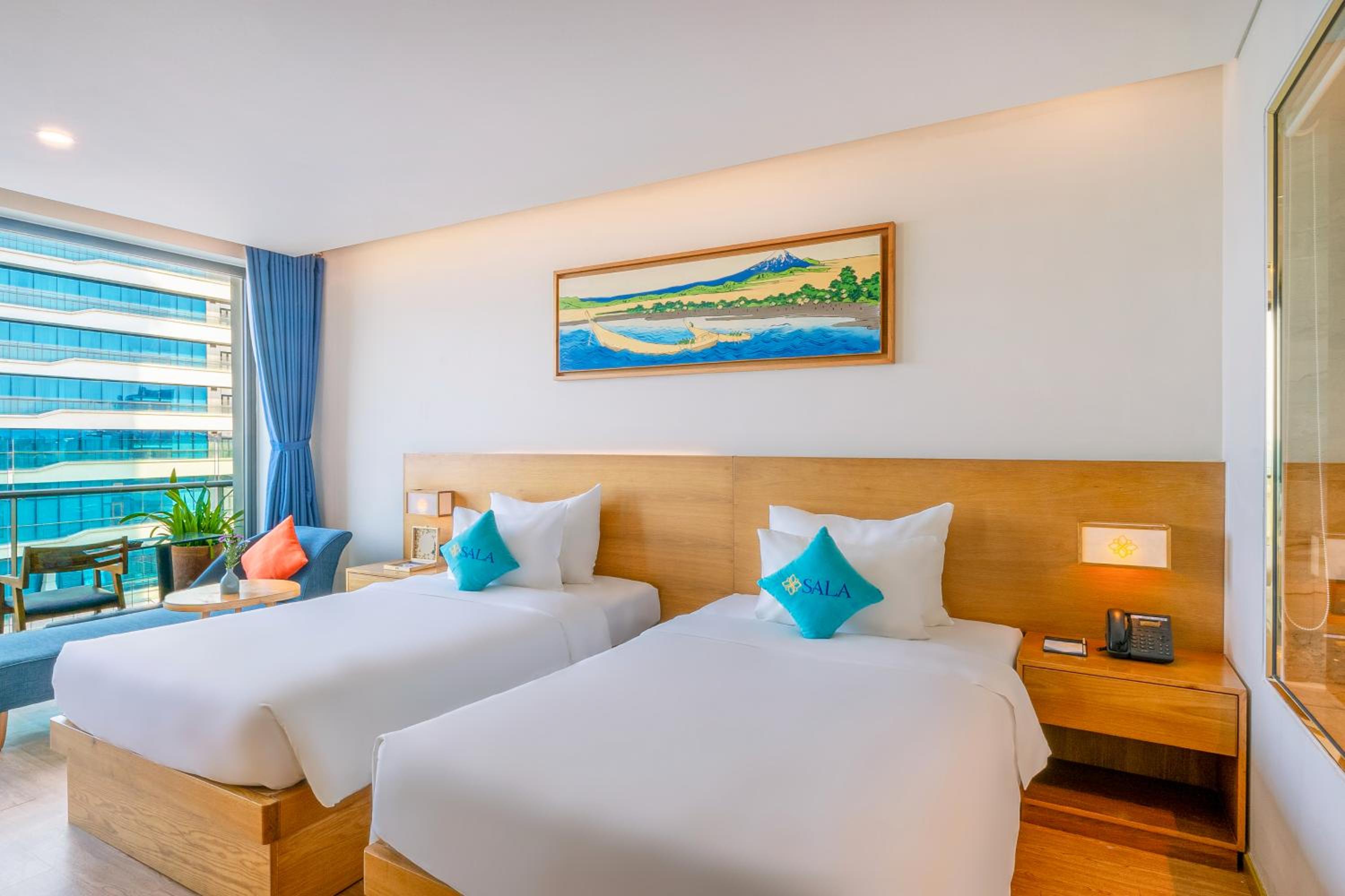 Special Offer - Deluxe Twin Room with Partial Sea View - Photo 4