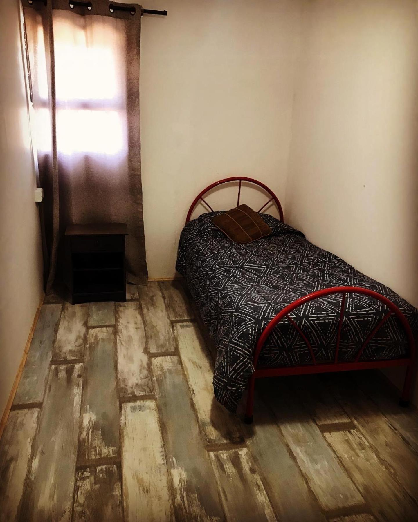 Single Room With Shared Bathroom photo 2
