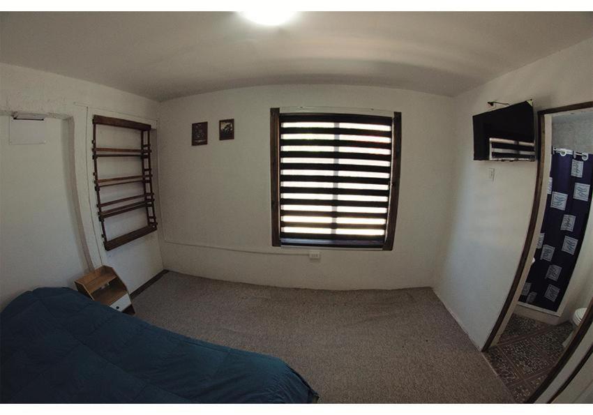 Single Room With Shared Bathroom photo 3