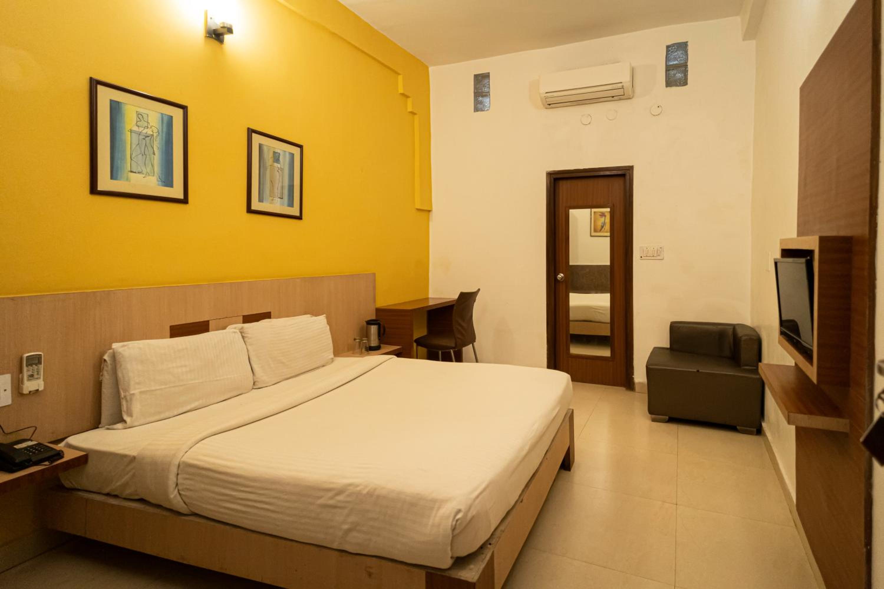 Business Double Room photo 3