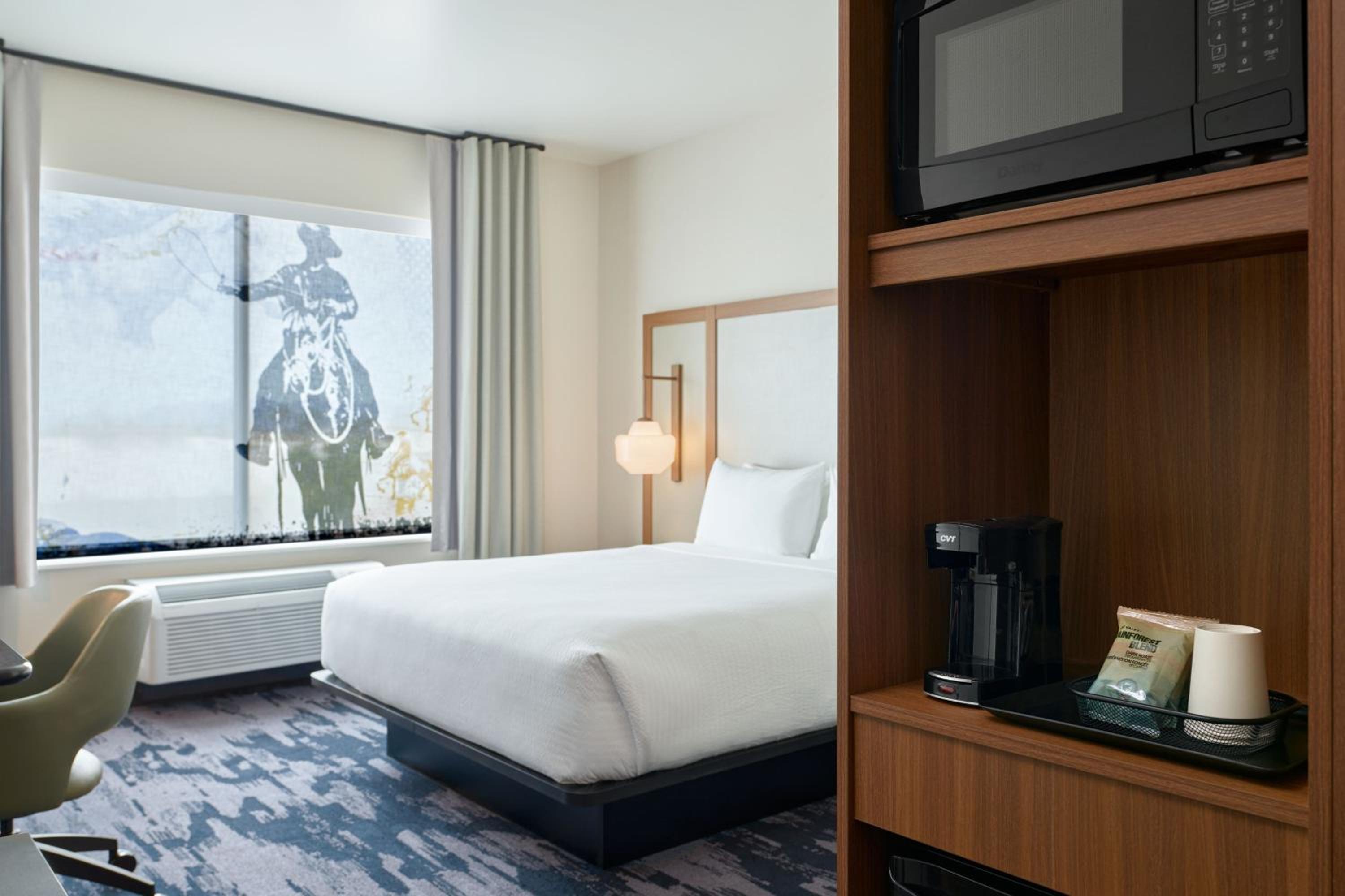 Standard King Room