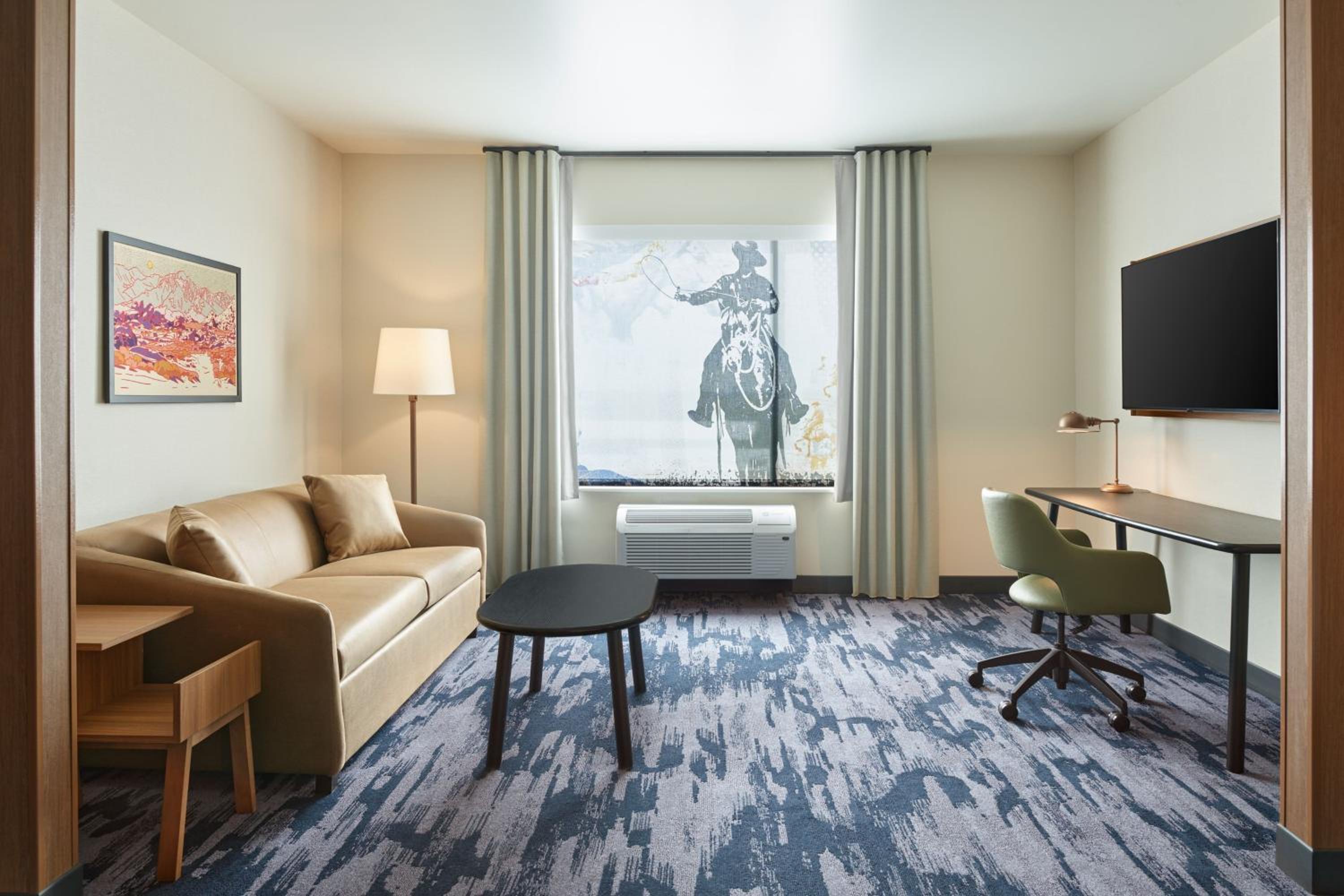 One-Bedroom King Suite with Sofa Bed  - Photo 7
