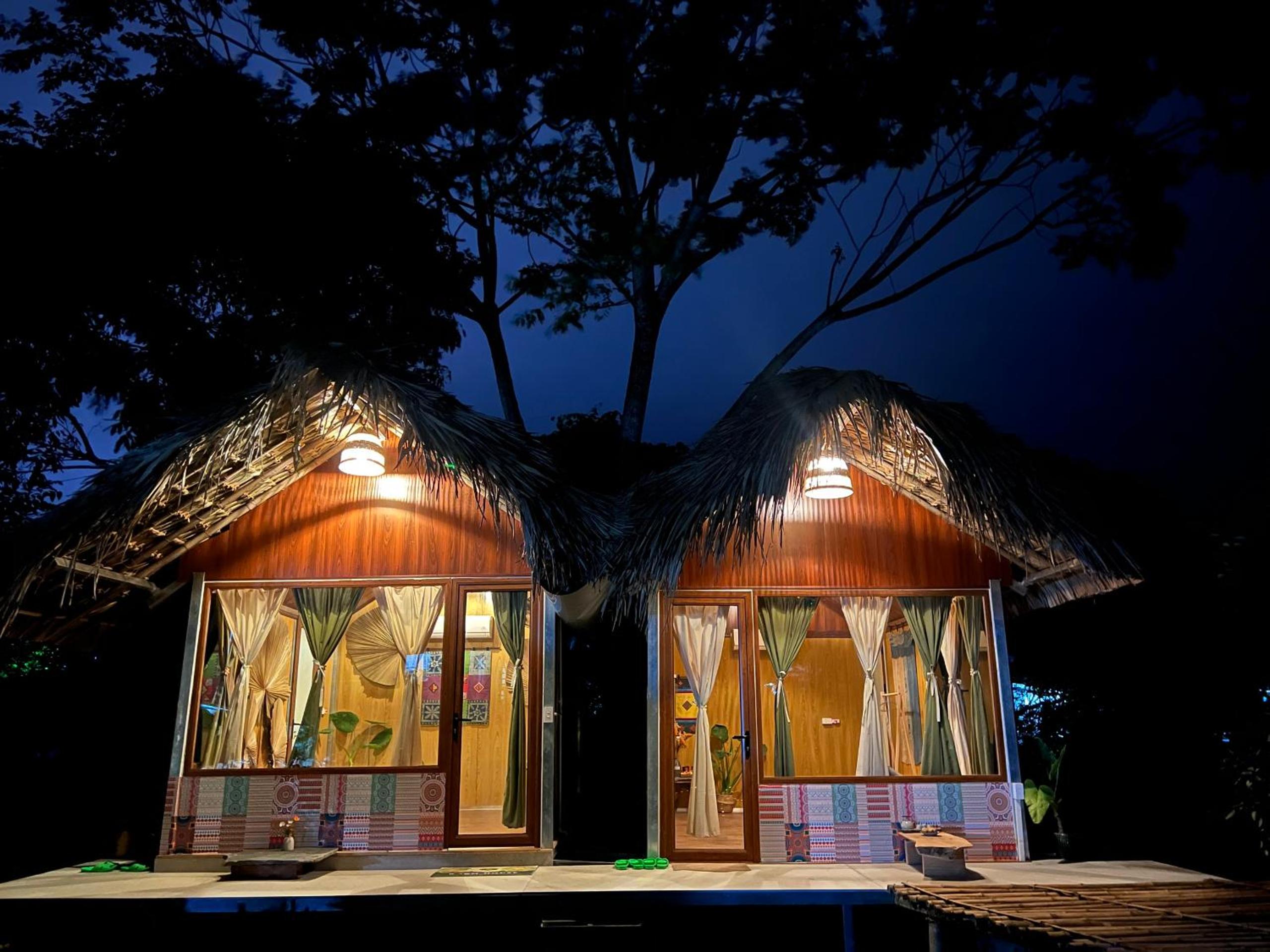 Bungalow with Patio photo 2