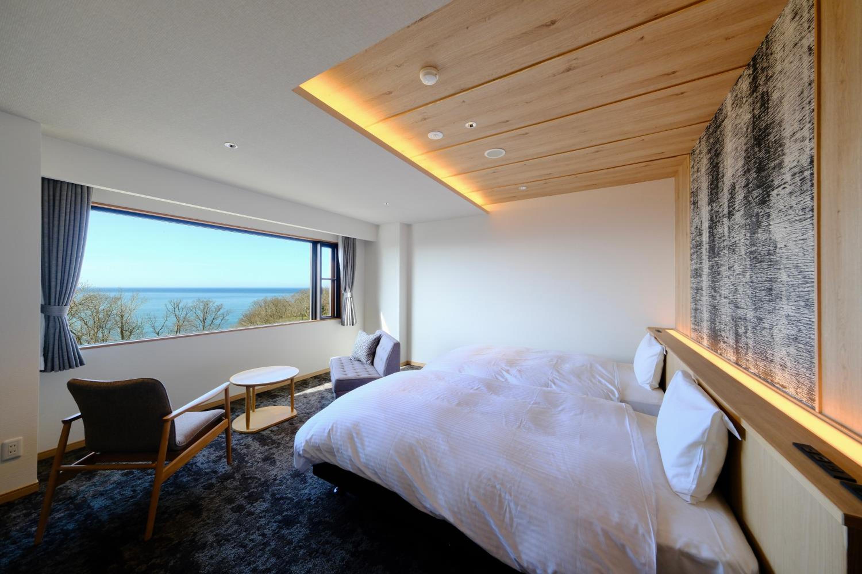 FOREST Twin Room with Shower - Photo 4
