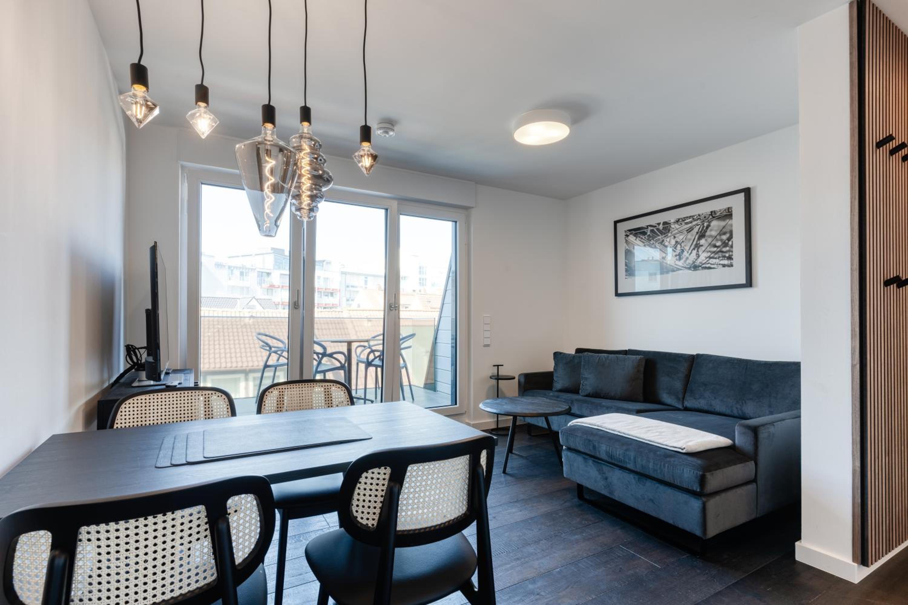 Apartment photo 1