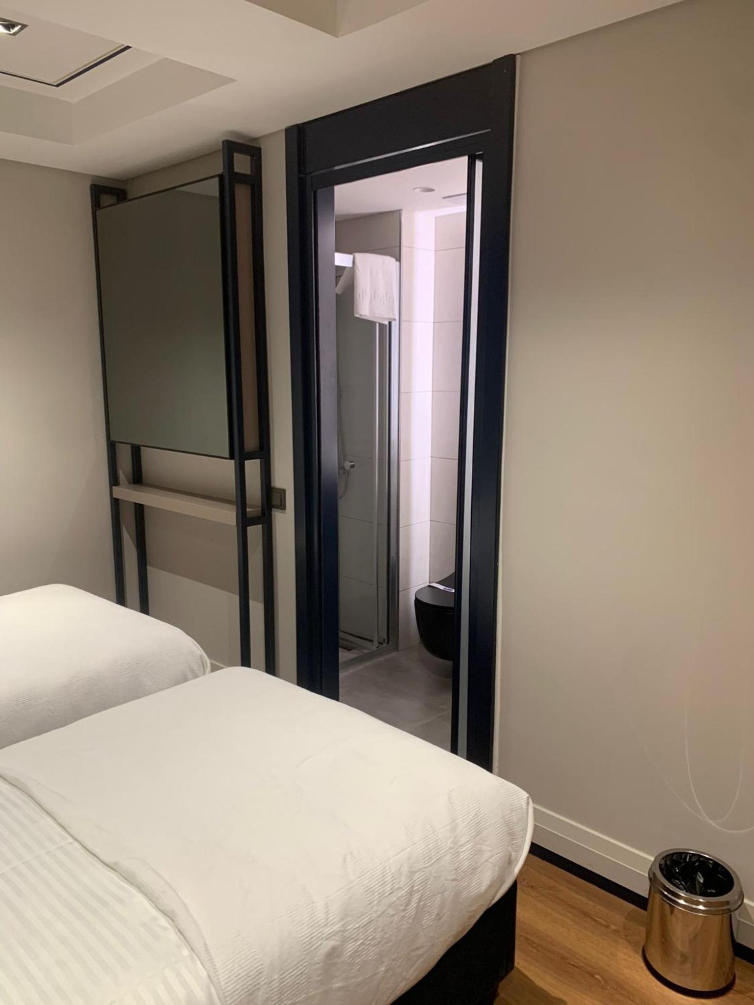 Double or Twin Room photo 1