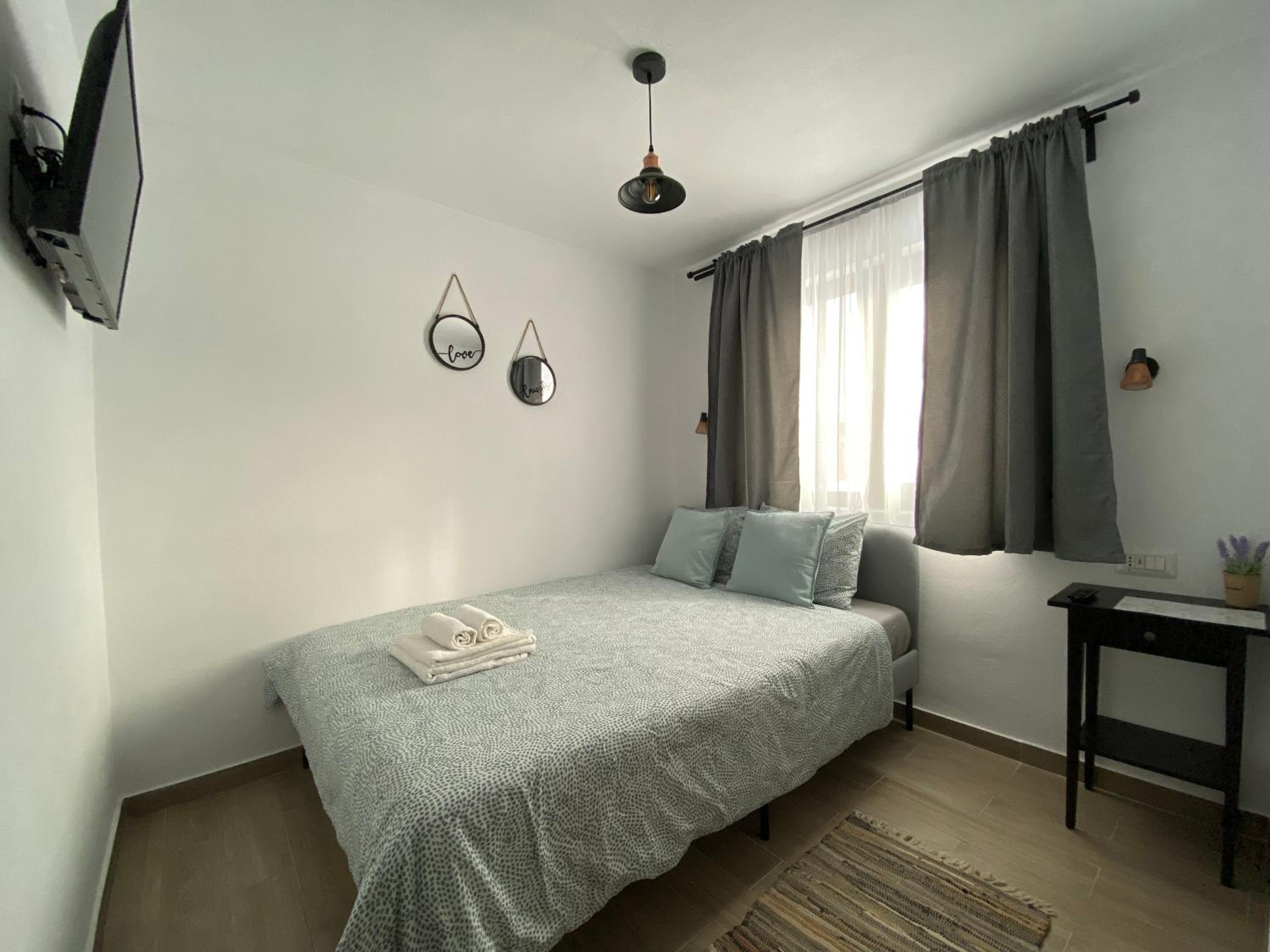 Double Room with Private Bathroom photo 1