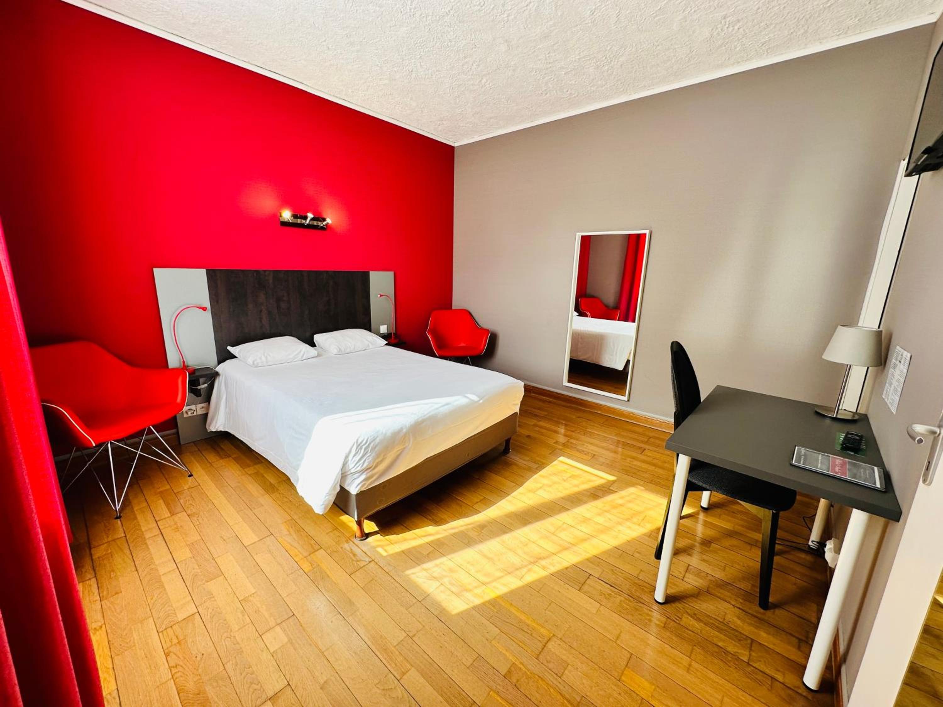 Superior Double Room - Photo 9