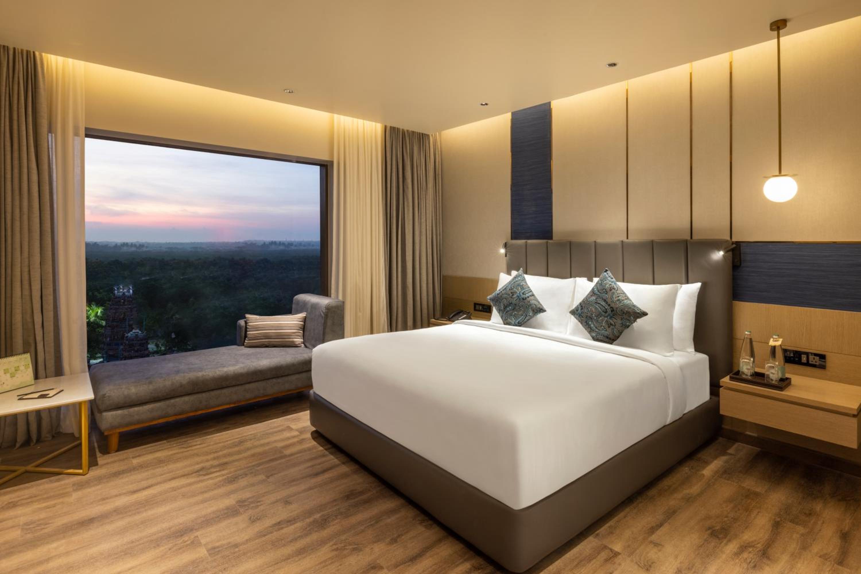 Junior Suite - Photo 1