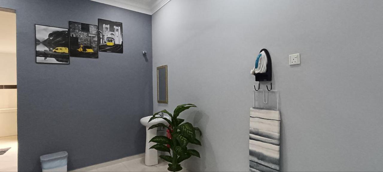 Three-Bedroom House - Photo 42