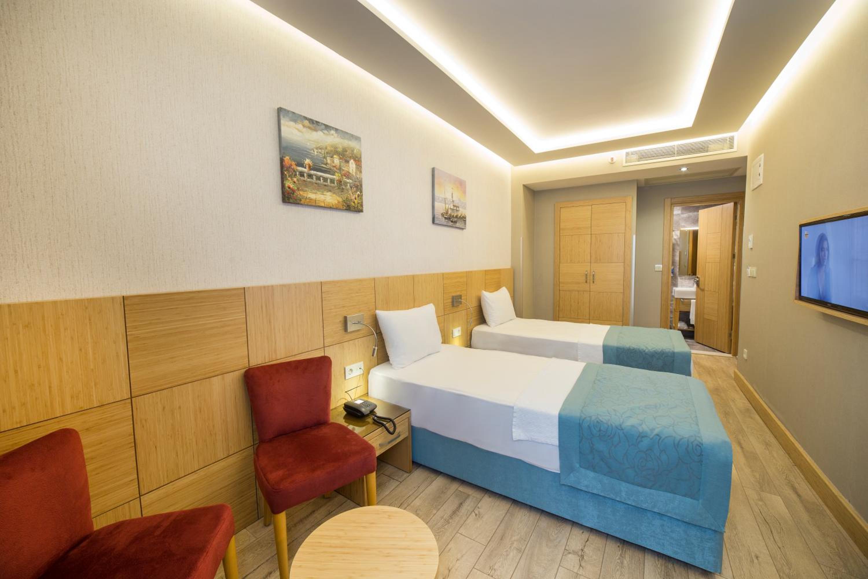 Standard Triple Room photo 1