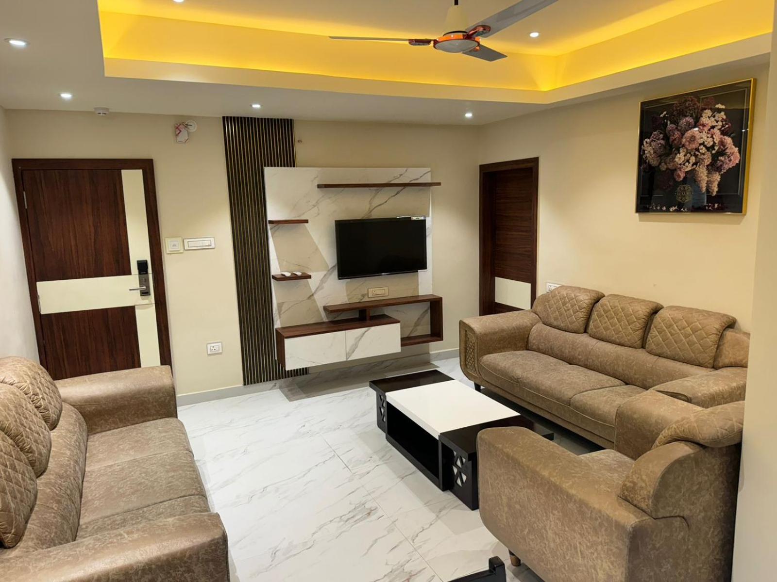 Deluxe Suite photo 3