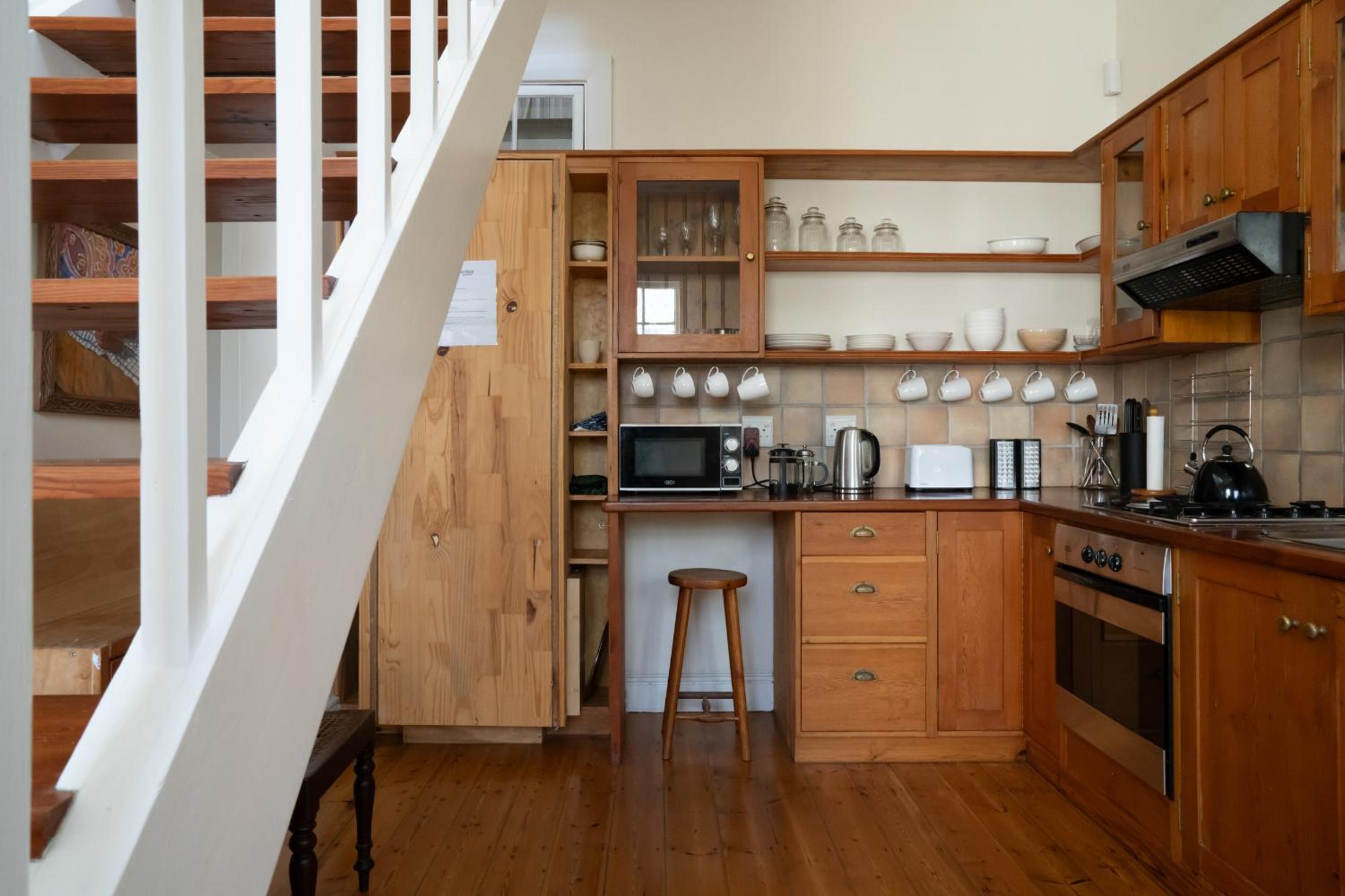 Standard Family Room - Photo 8