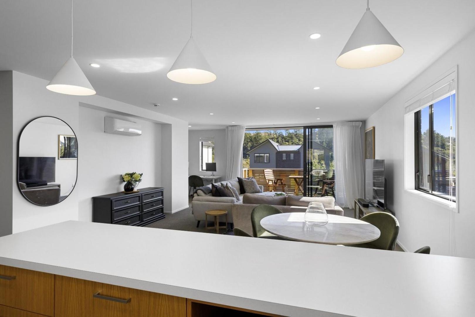 Three-Bedroom Villa photo 2
