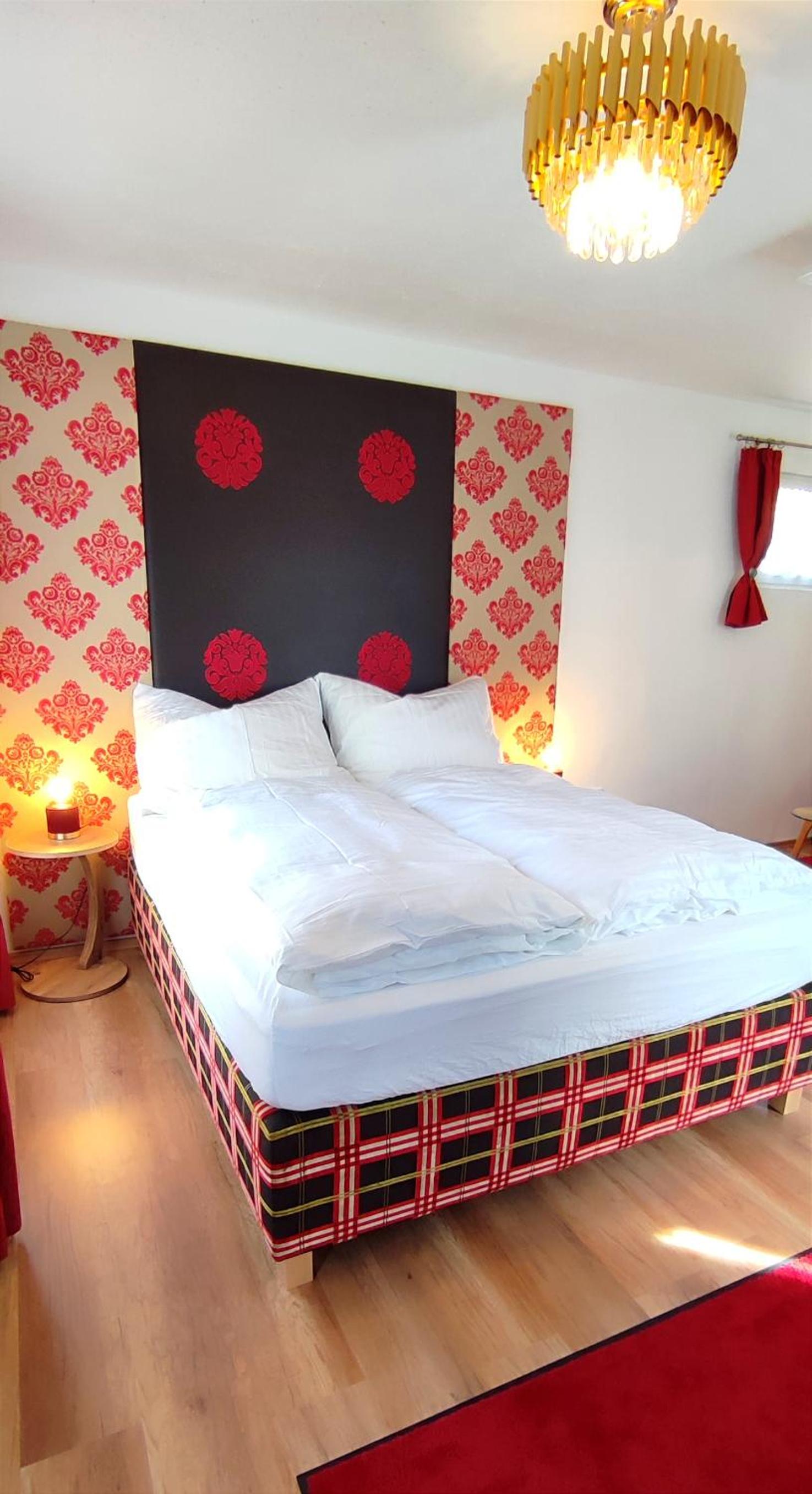Superior Chalet - Photo 1
