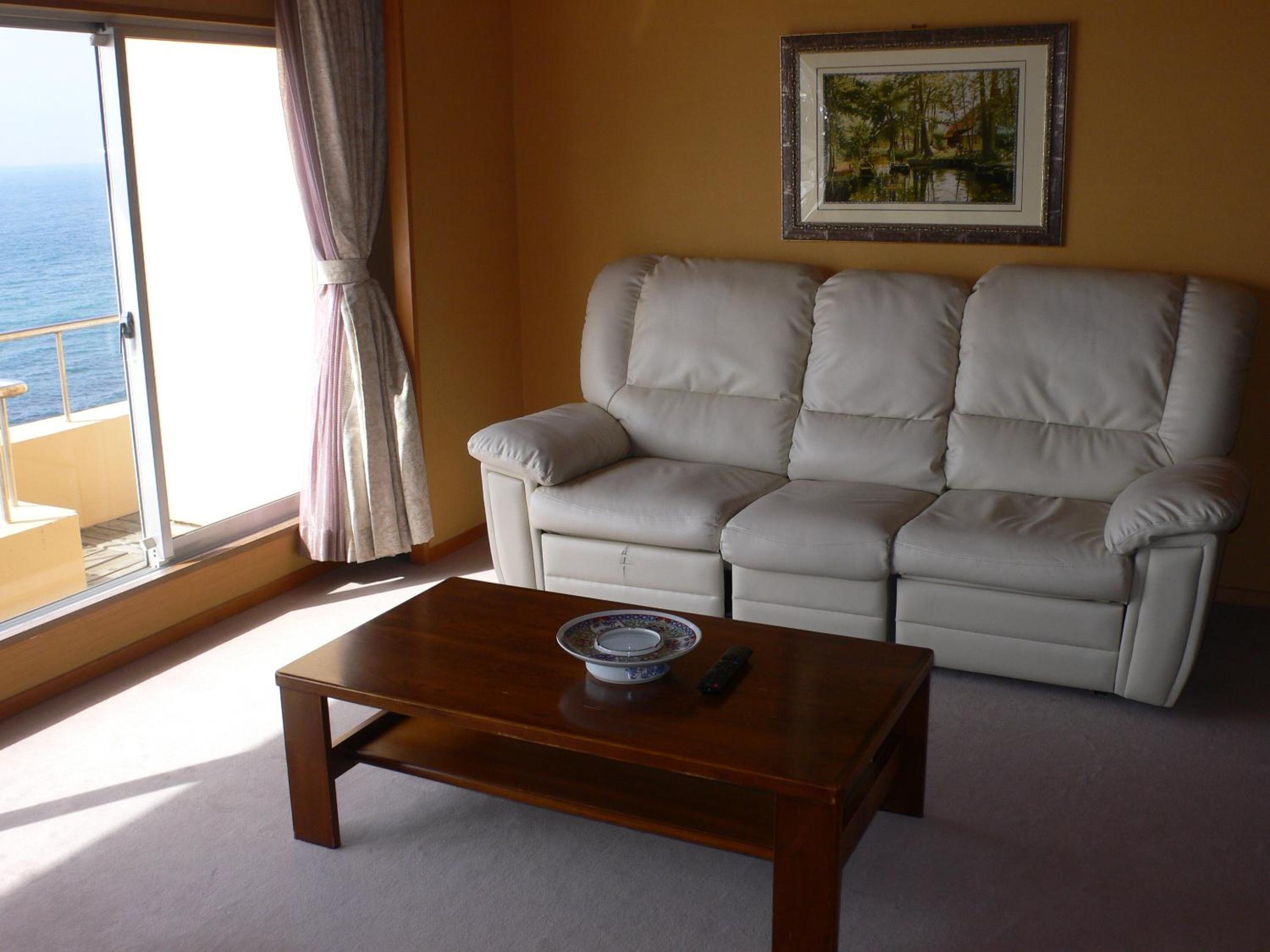 Suite with Open Air Bath - Non-Smoking photo 3