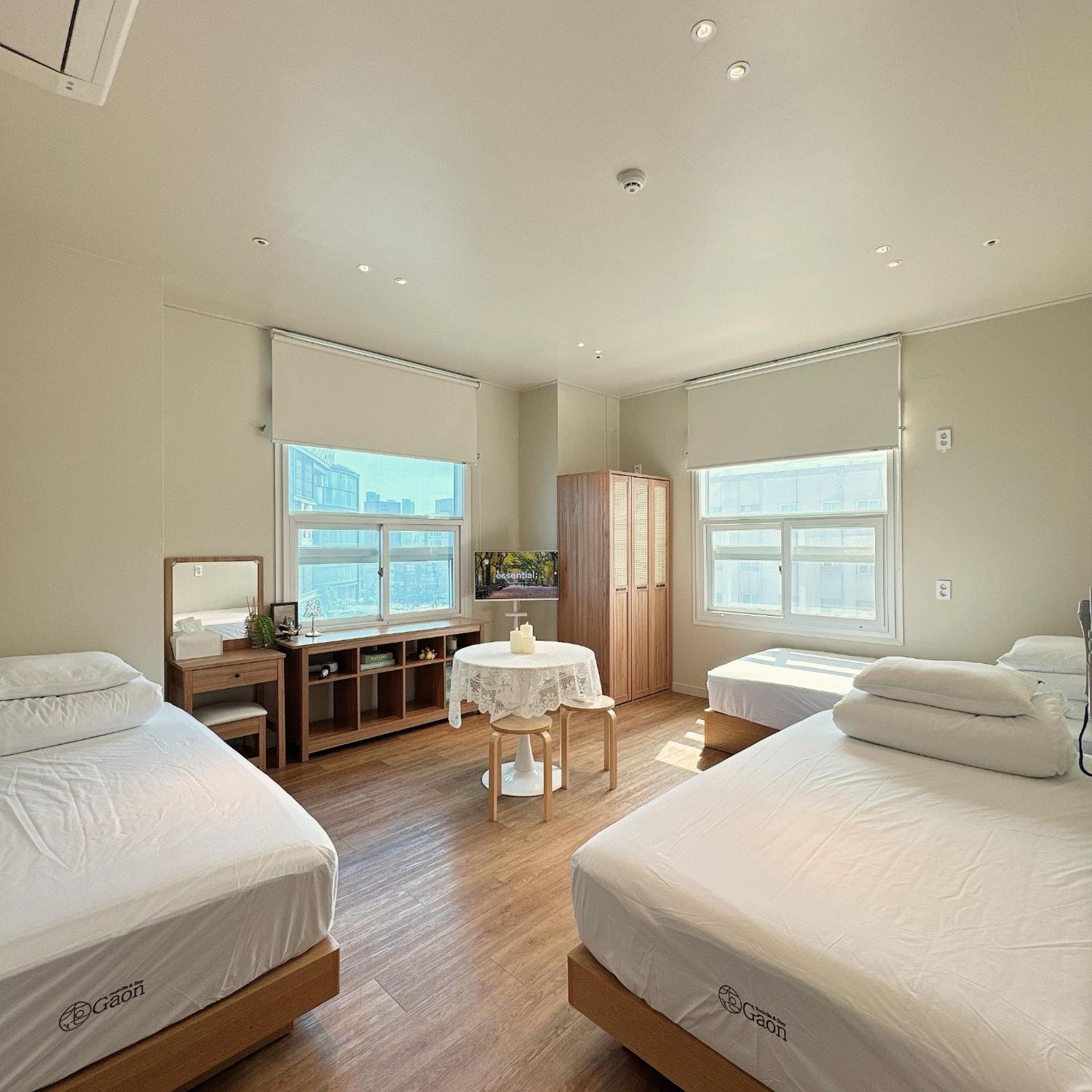 Triple Room with Private External Bathroom