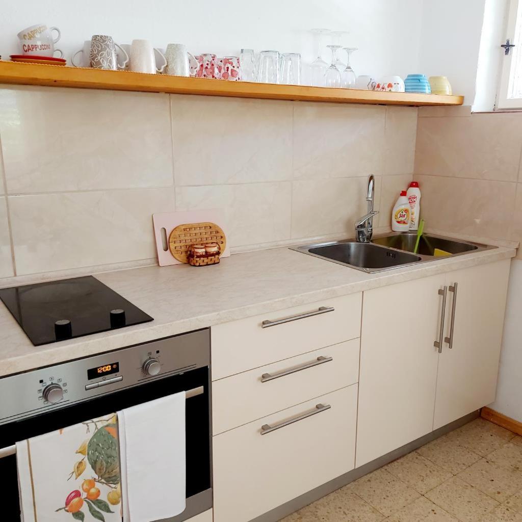 Two Bedroom Apartment with Terrace and Partial Sea View photo 2