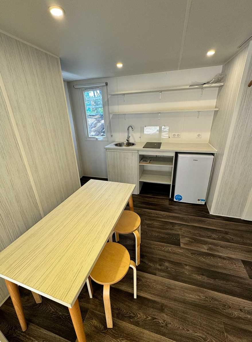 Superior Quadruple Room photo 2