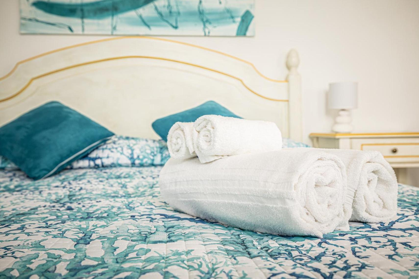 Deluxe Double Room with Sea View - Photo 1