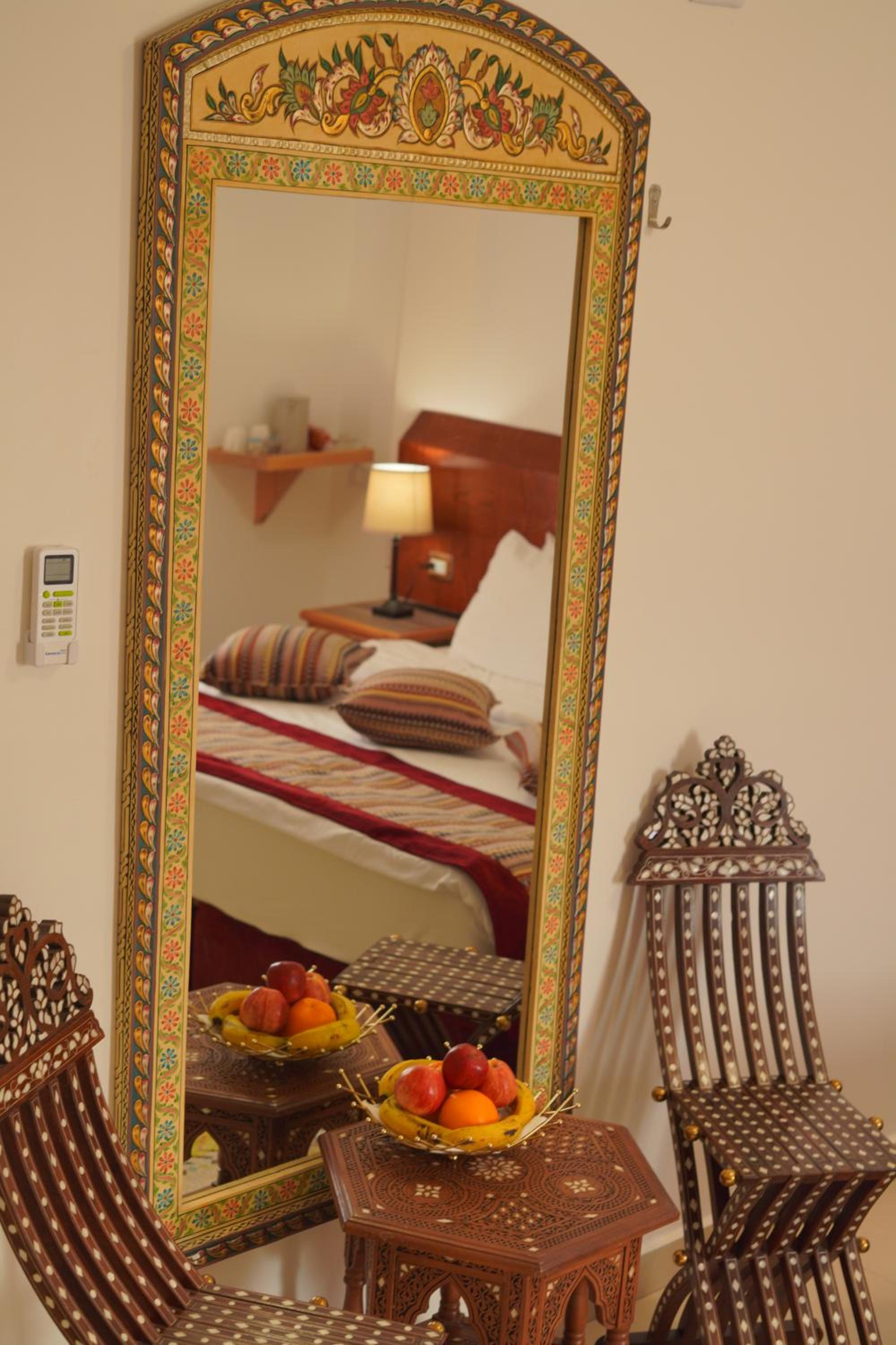 Deluxe King Room - Photo 5