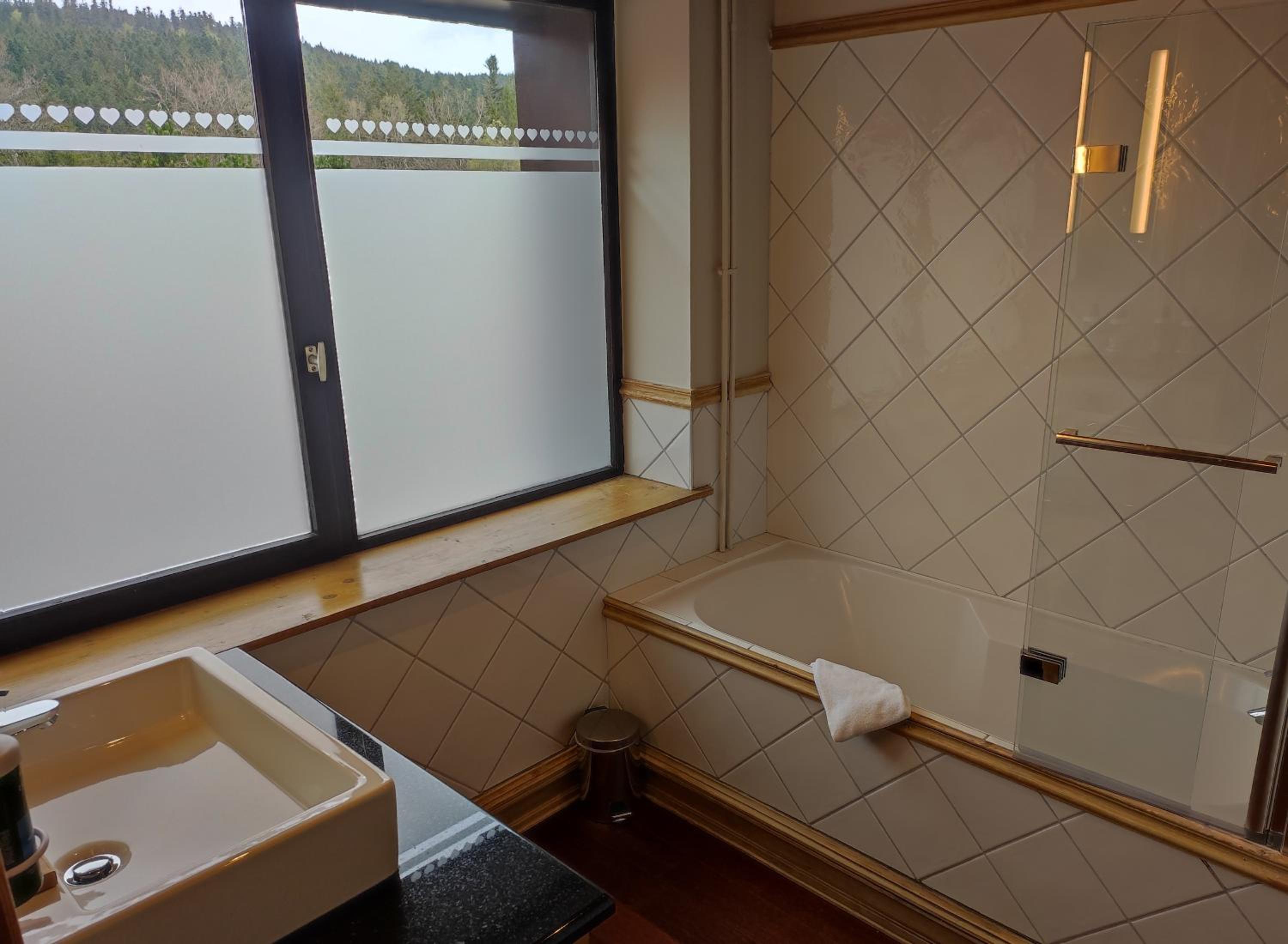 Standard Double Room - Photo 3