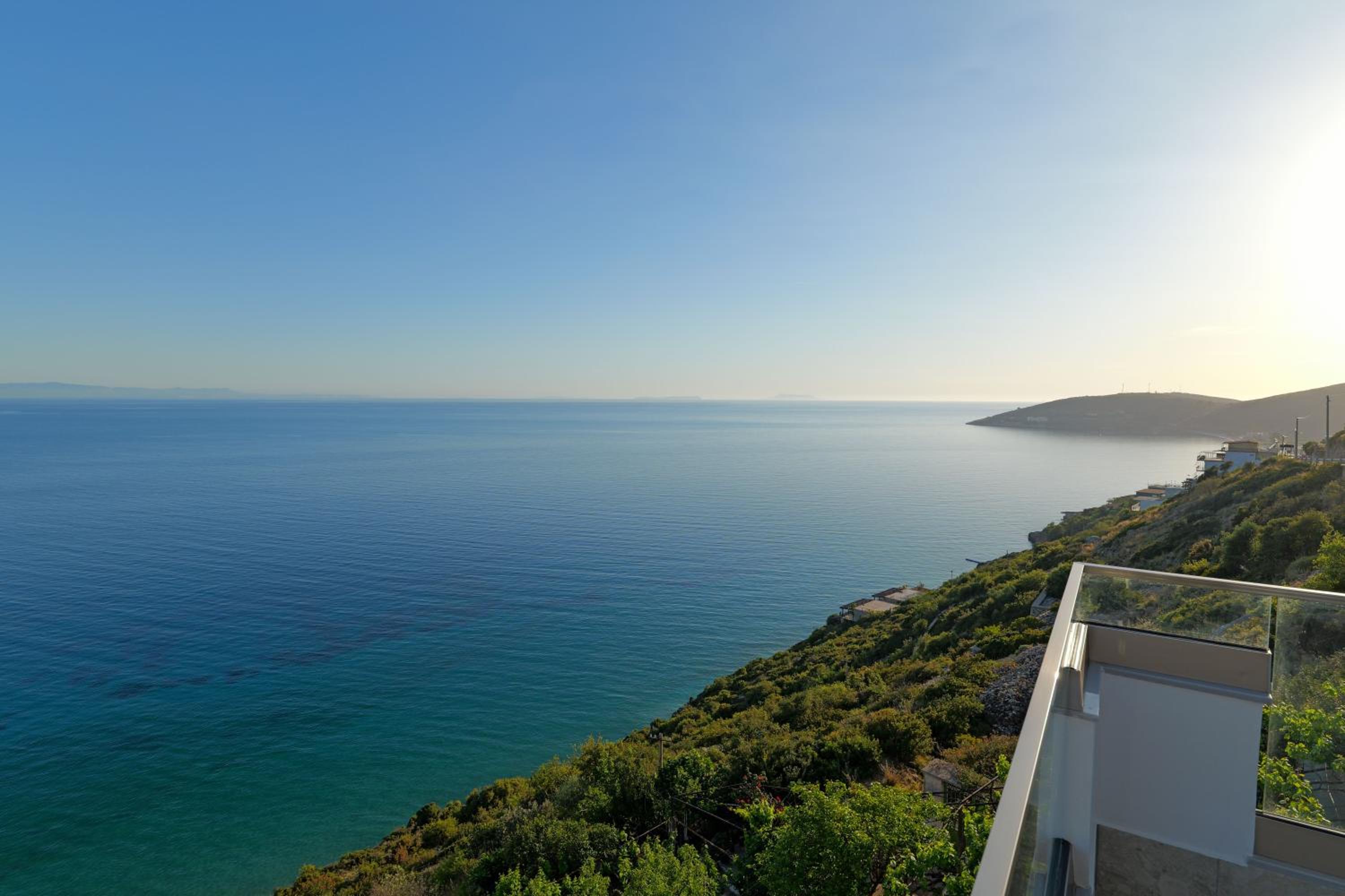 Deluxe Triple Room with Sea View photo 1