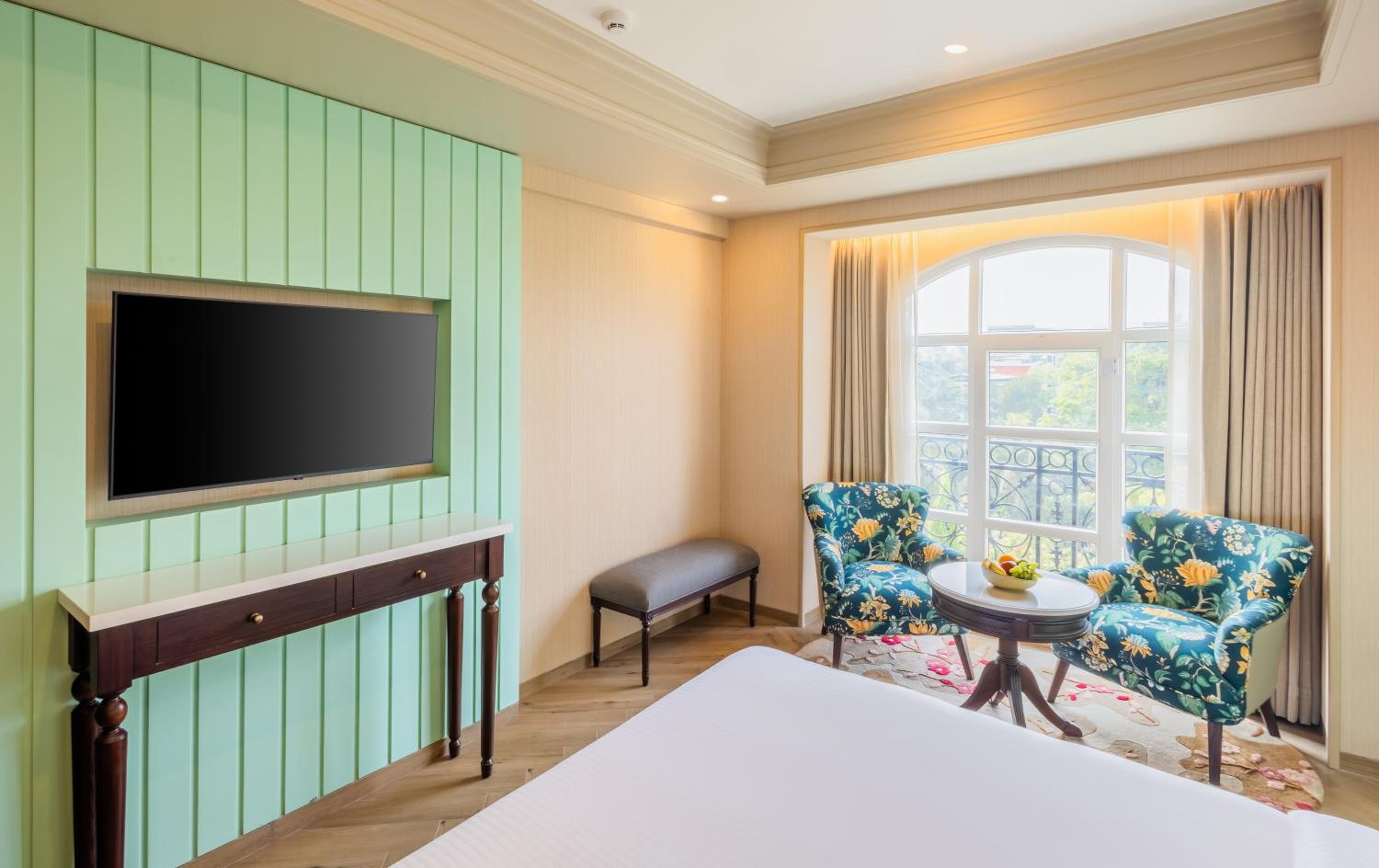 Deluxe Room - Photo 4