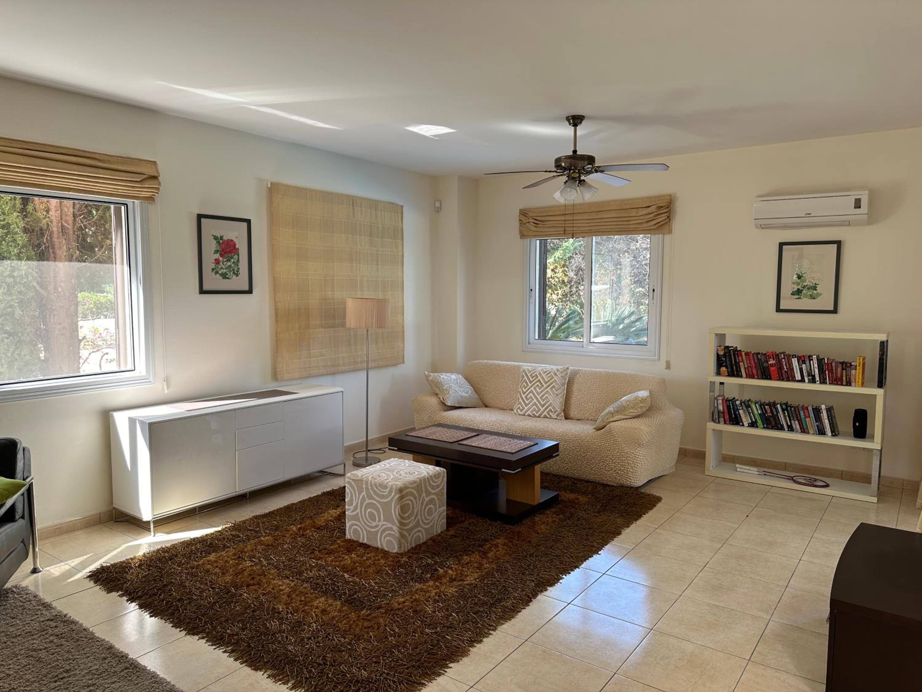 Three-Bedroom Villa photo 1