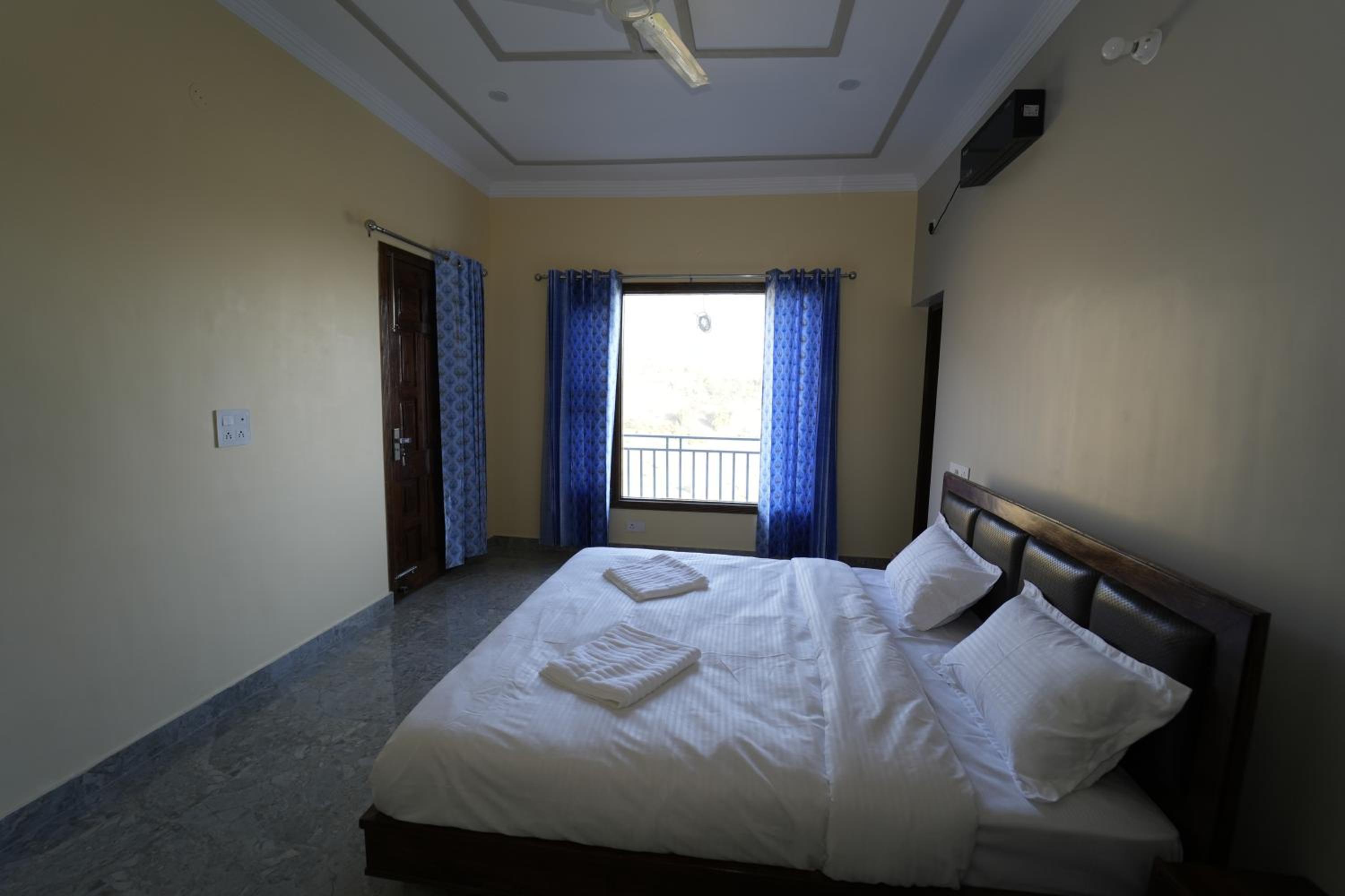 Double Room With Mountain View photo 2