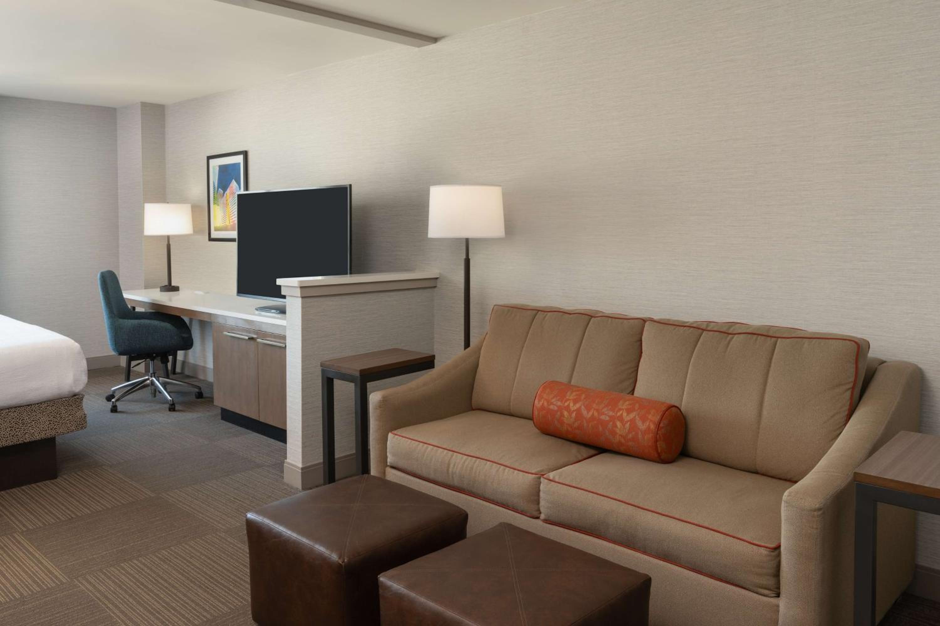 Junior King Suite with Seating Area