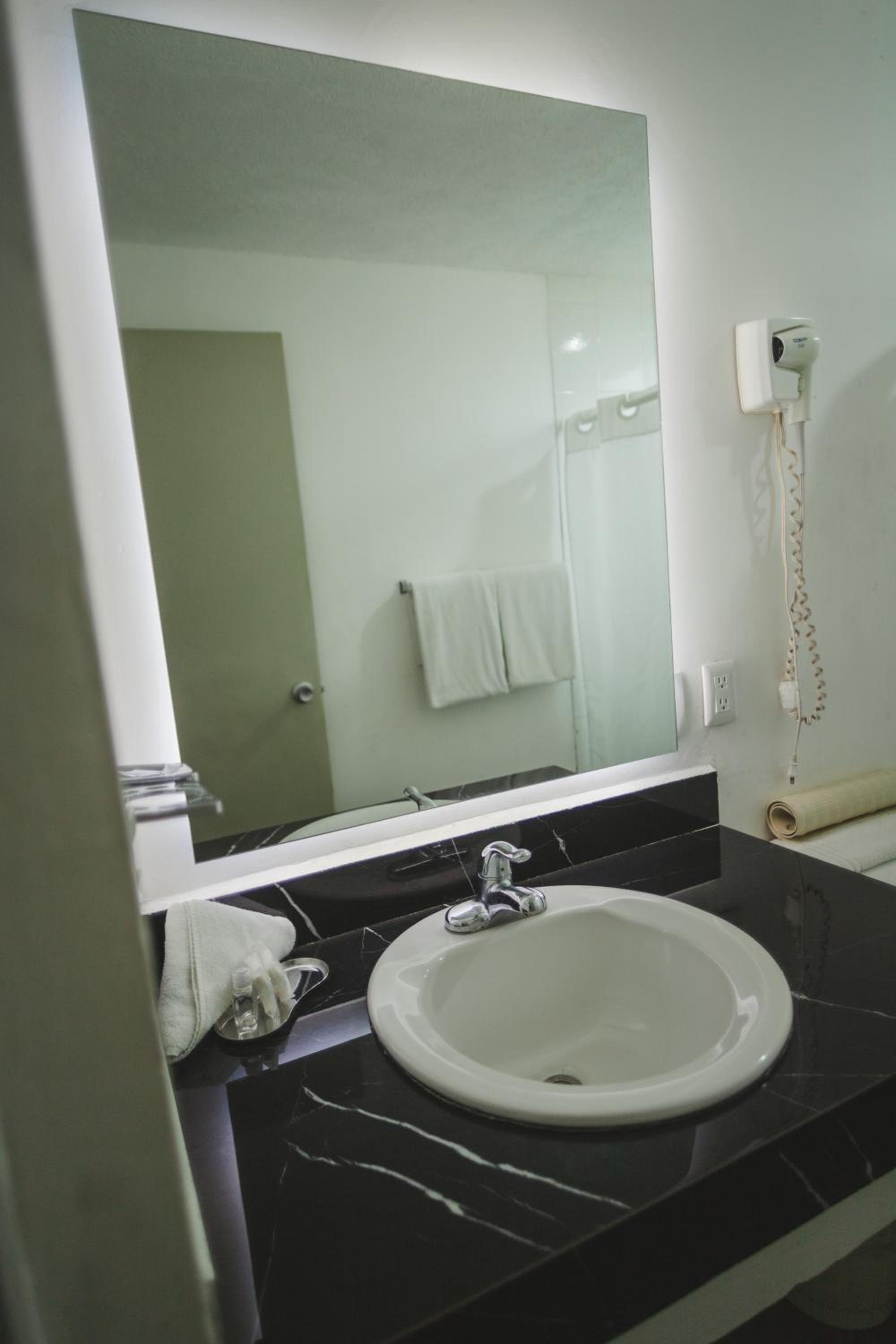 Twin Room photo 2