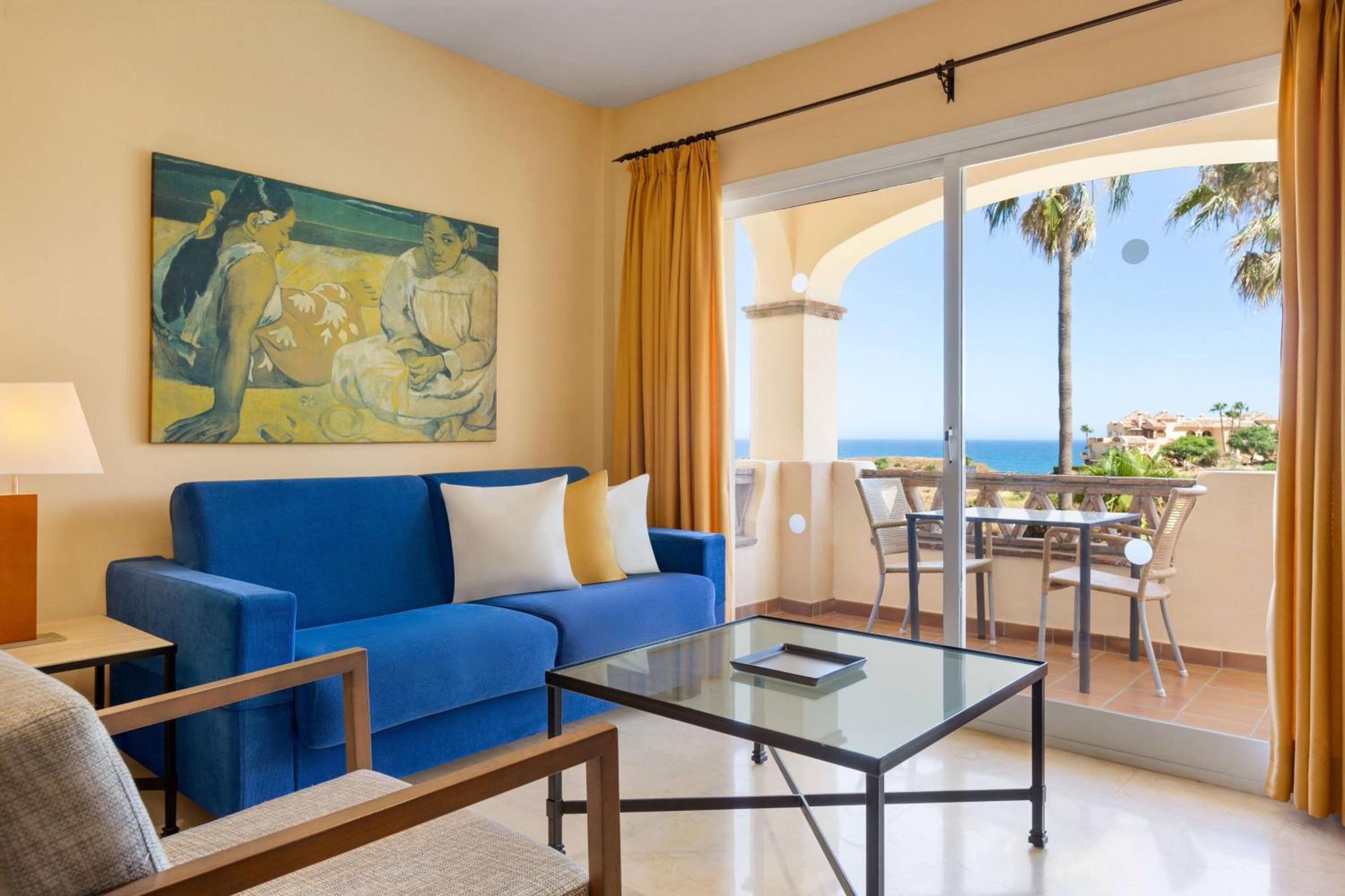 Deluxe One Bedroom Suite with Sea View