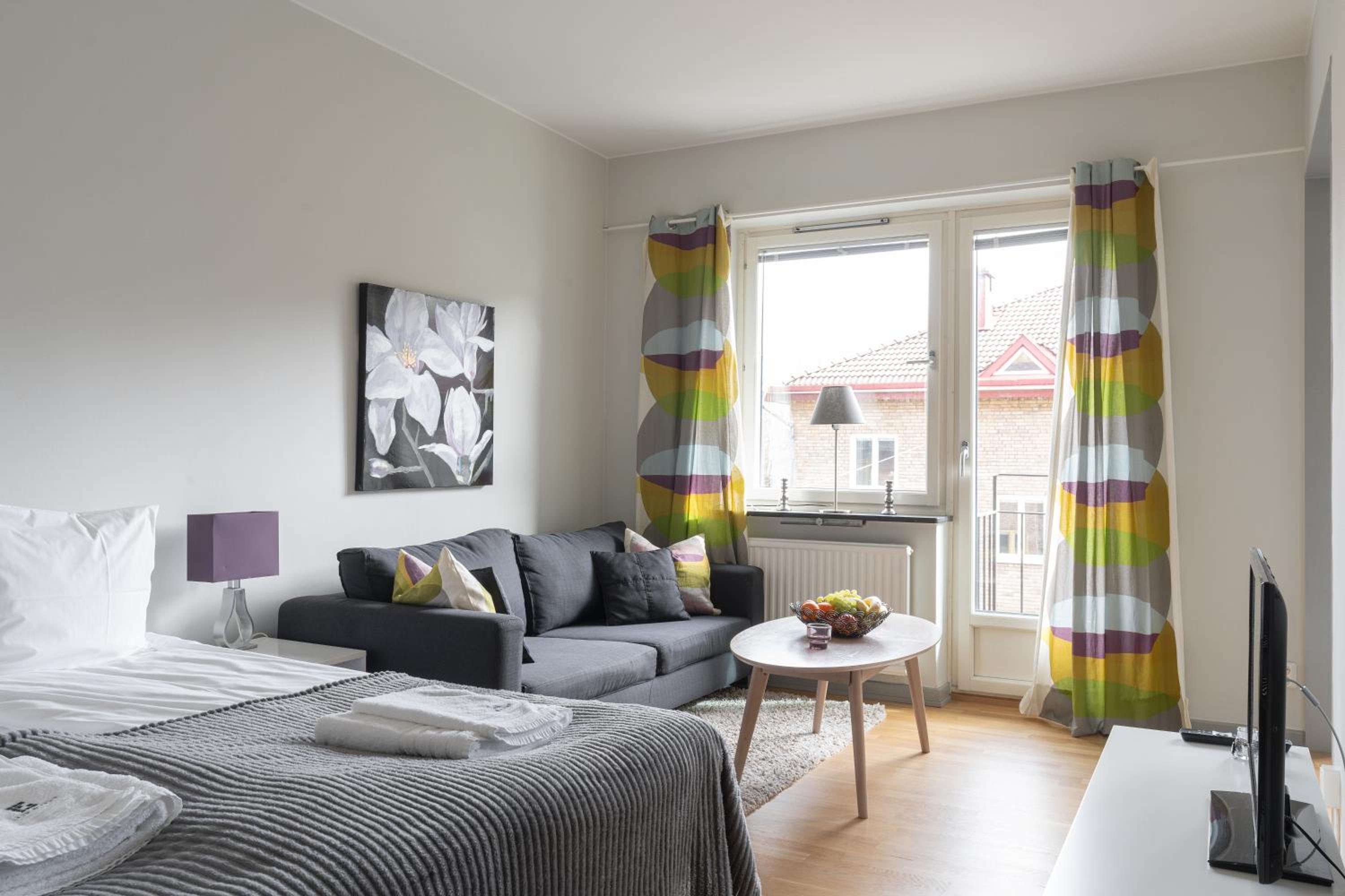 Studio Apartment