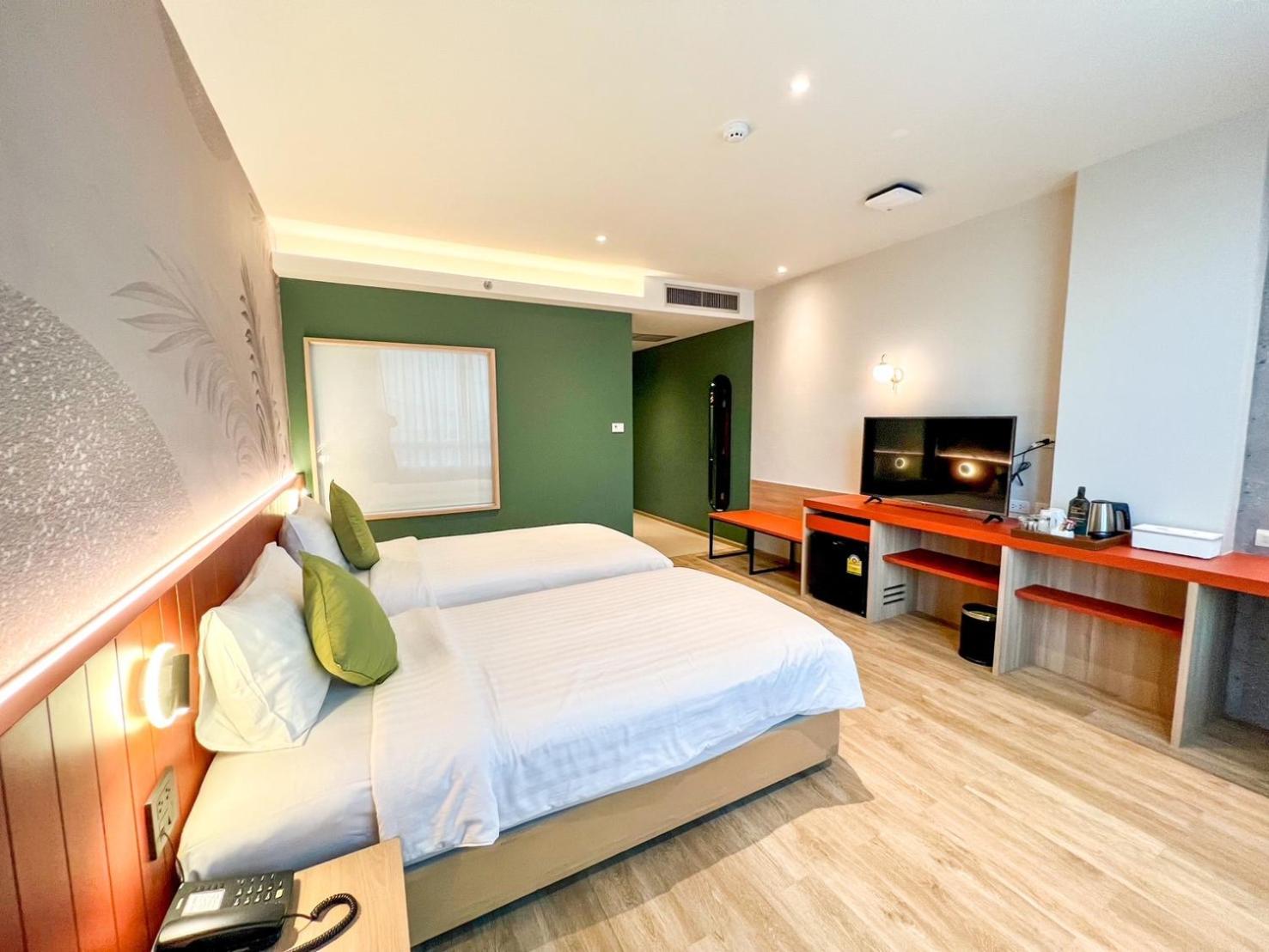 Superior King Room photo 2