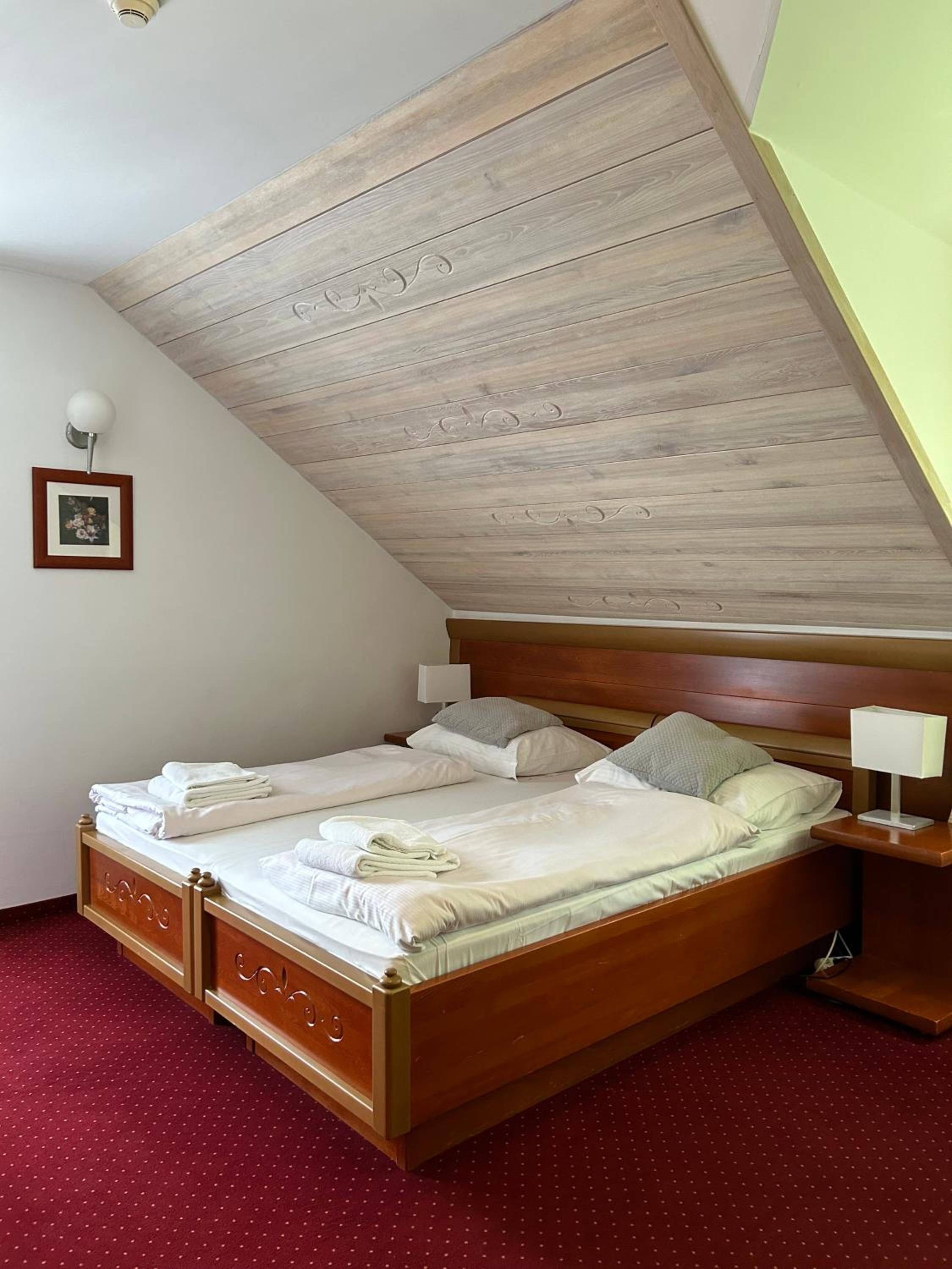 Deluxe Family Suite photo 3